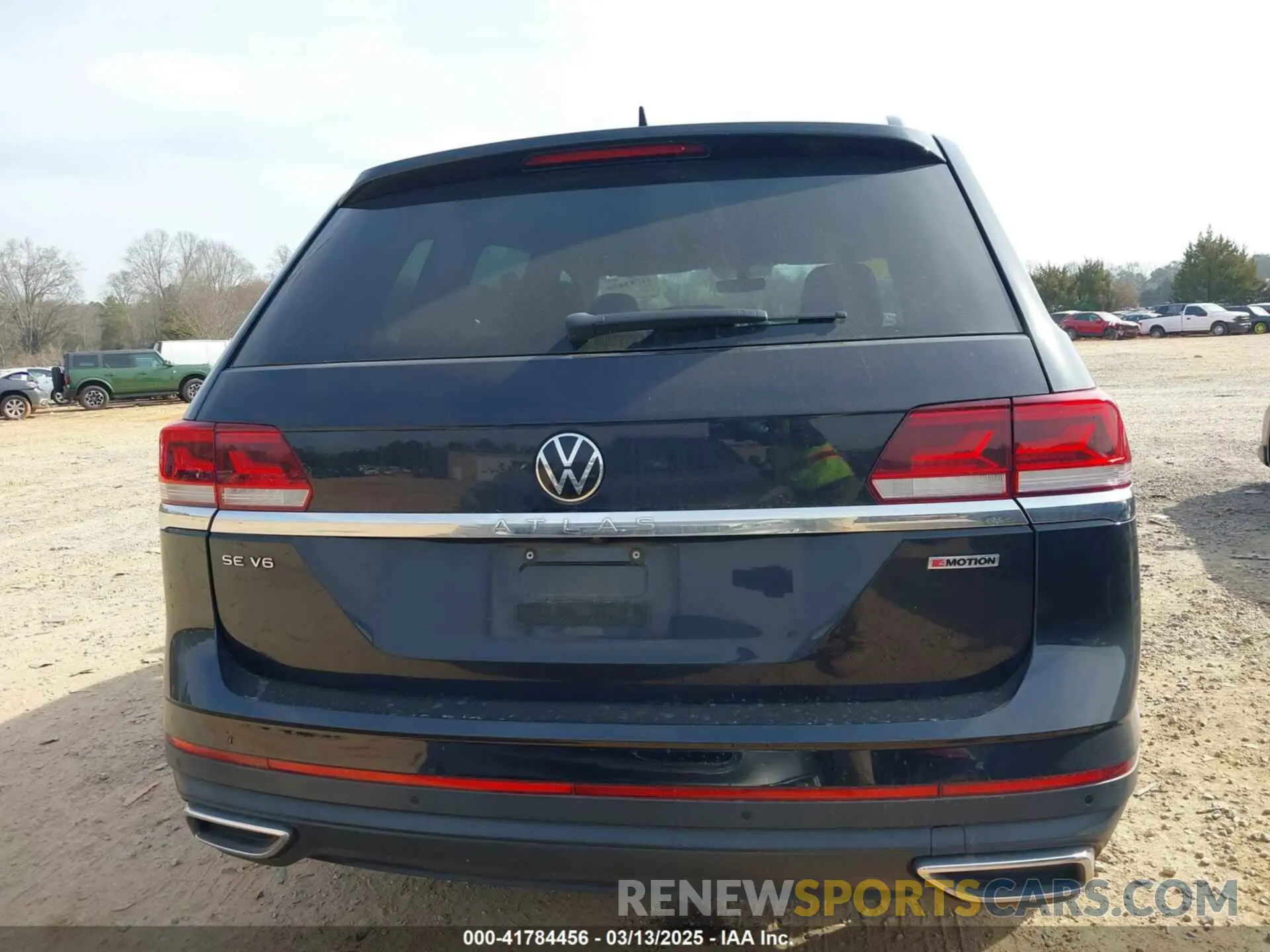 17 fotografías del automóvil dañado 1V2HR2CA9MC578058 VOLKSWAGEN ATLAS 2021