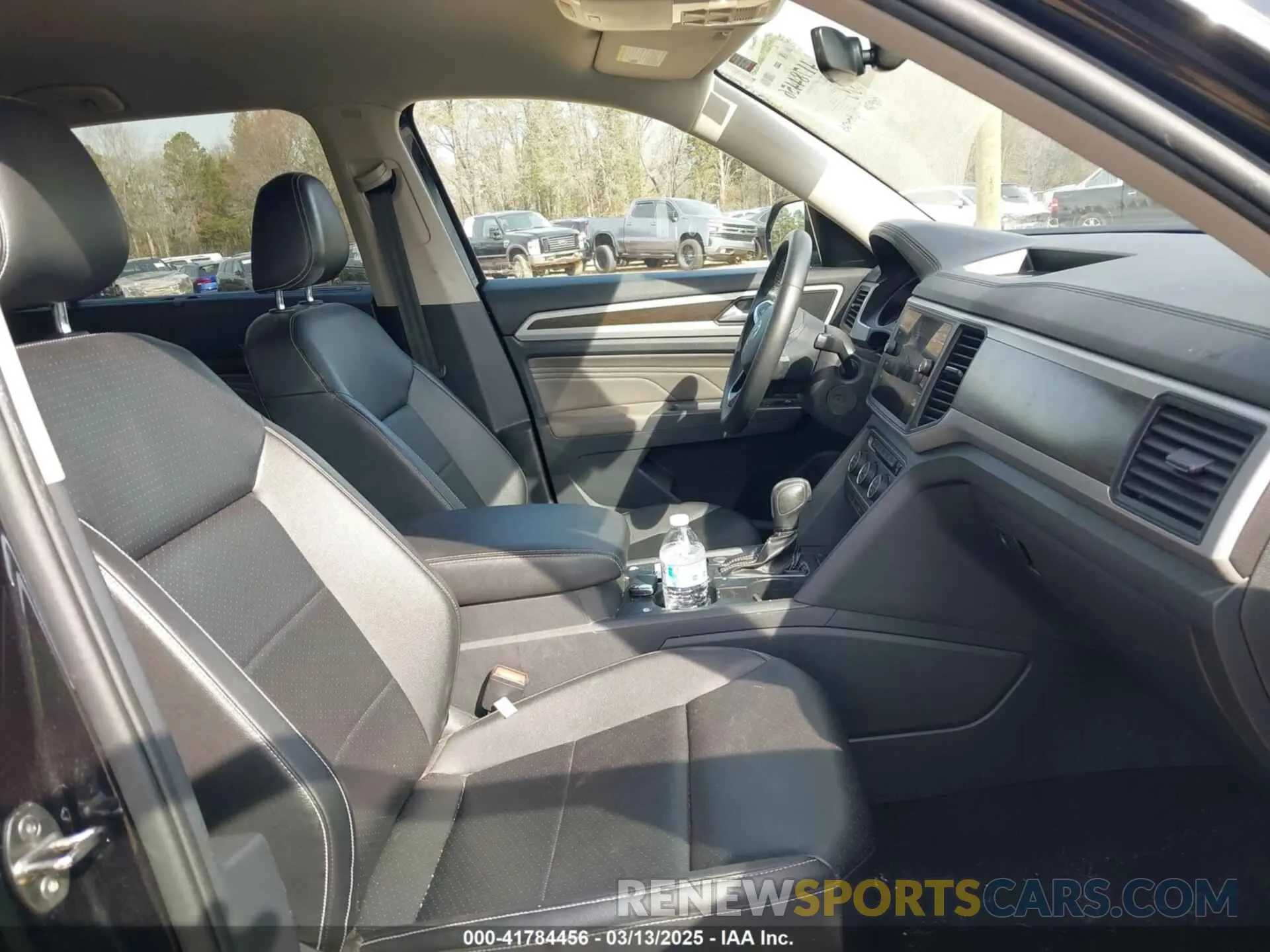 5 fotografías del automóvil dañado 1V2HR2CA9MC578058 VOLKSWAGEN ATLAS 2021