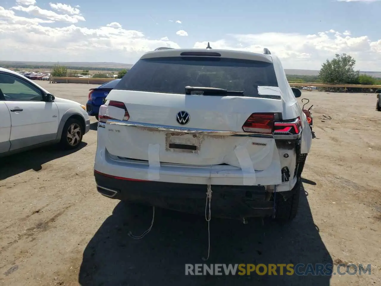 6 fotografías del automóvil dañado 1V2HR2CA9MC610541 VOLKSWAGEN ATLAS 2021