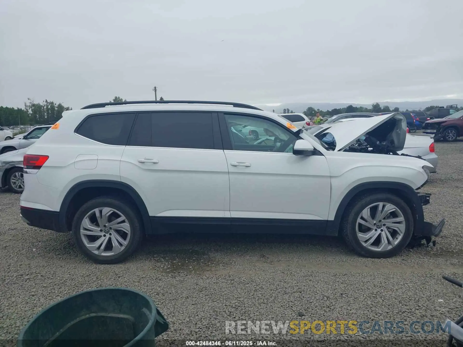 13 fotografías del automóvil dañado 1V2HR2CAXMC549460 VOLKSWAGEN ATLAS 2021