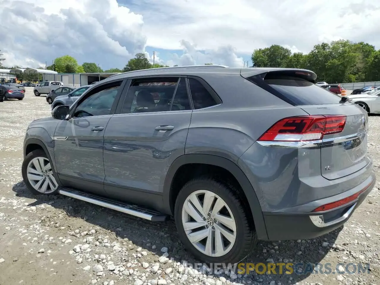 2 fotografías del automóvil dañado 1V2JC2CA6MC227031 VOLKSWAGEN ATLAS 2021