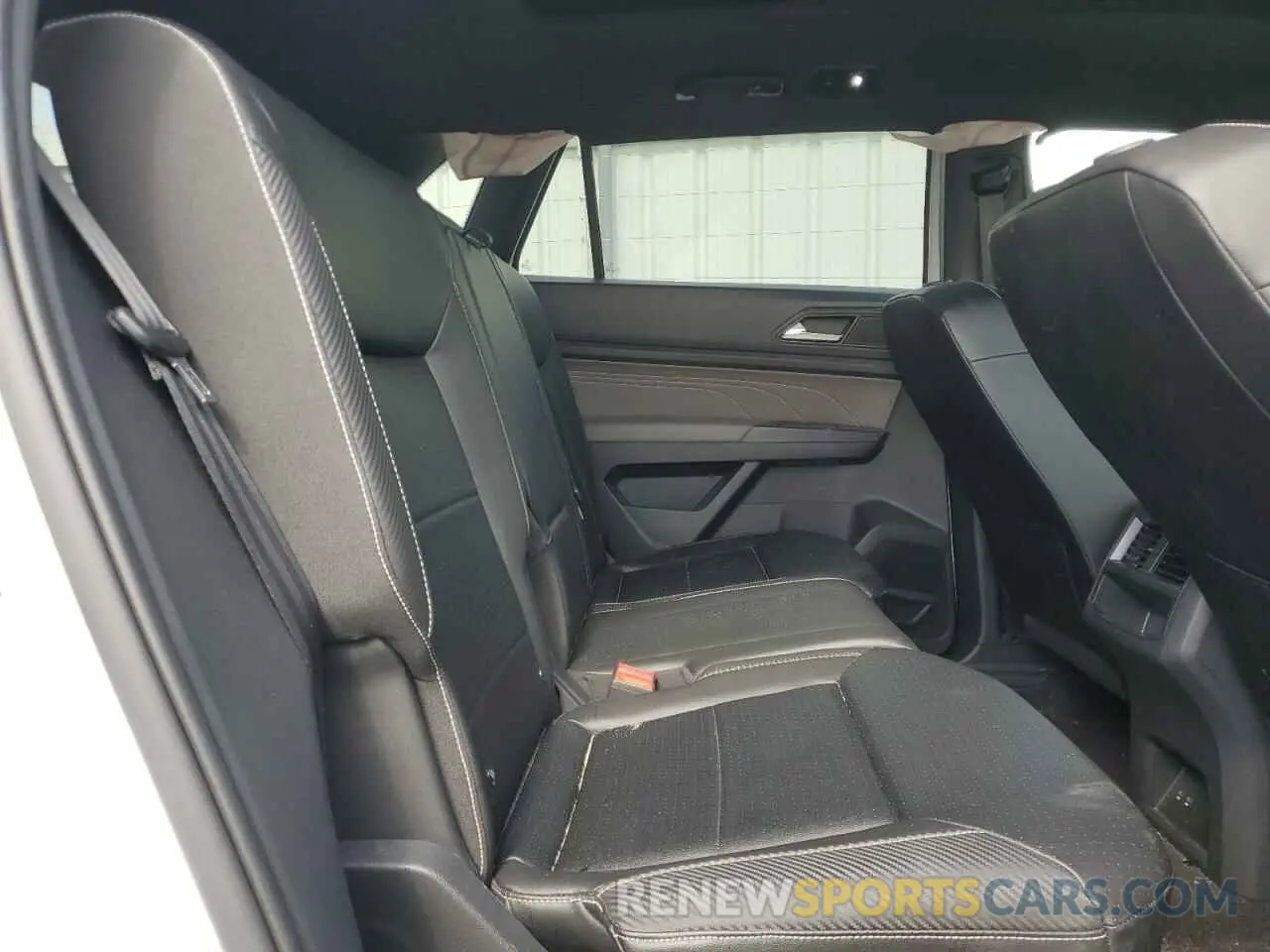 11 fotografías del automóvil dañado 1V2JE2CA4MC229791 VOLKSWAGEN ATLAS 2021