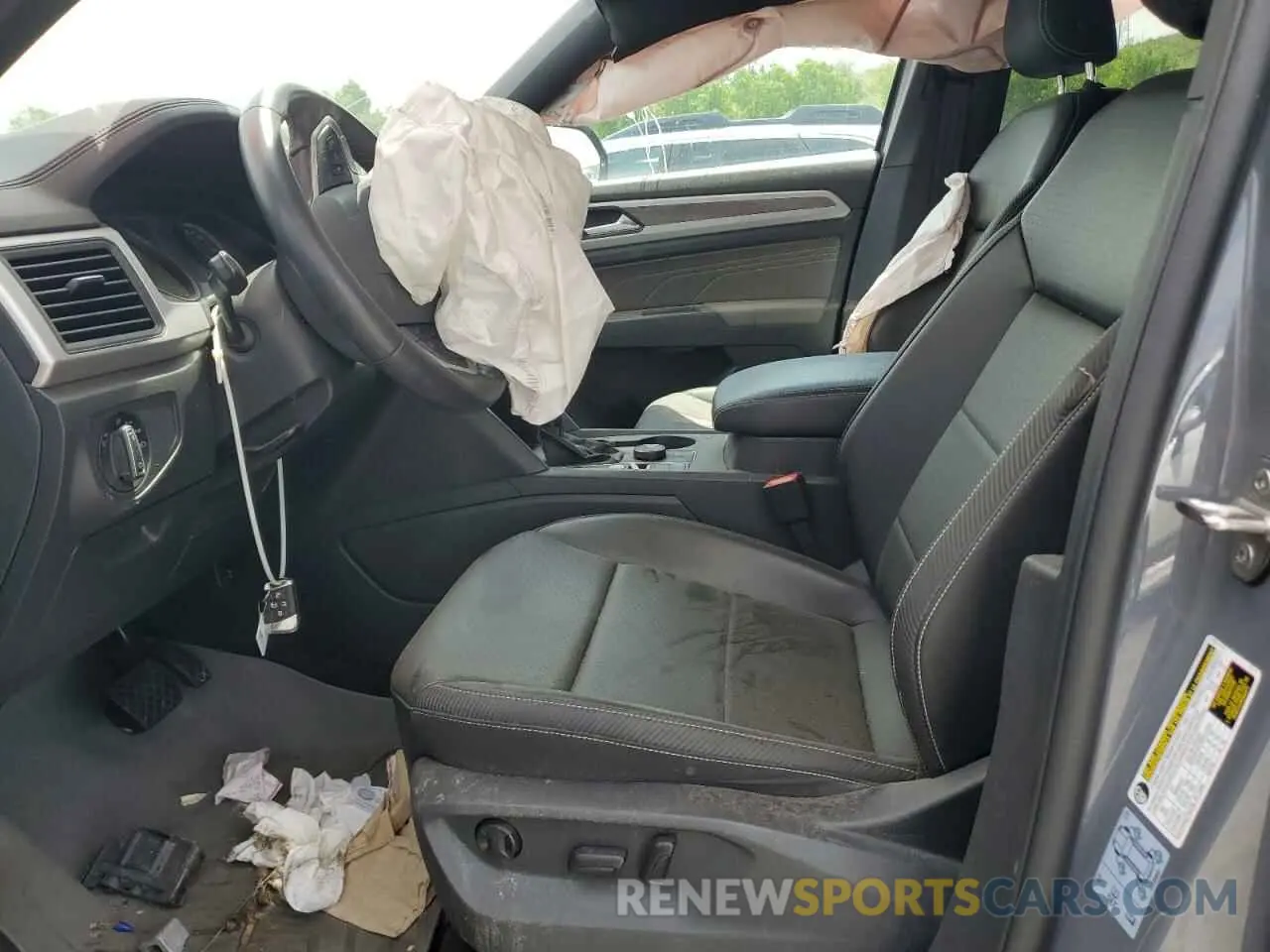 7 fotografías del automóvil dañado 1V2KC2CA1MC239818 VOLKSWAGEN ATLAS 2021