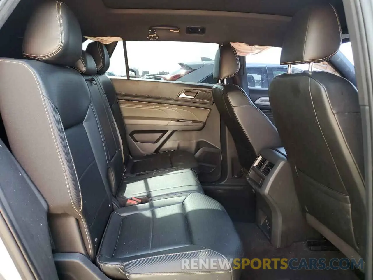 11 fotografías del automóvil dañado 1V2KE2CA1MC235164 VOLKSWAGEN ATLAS 2021