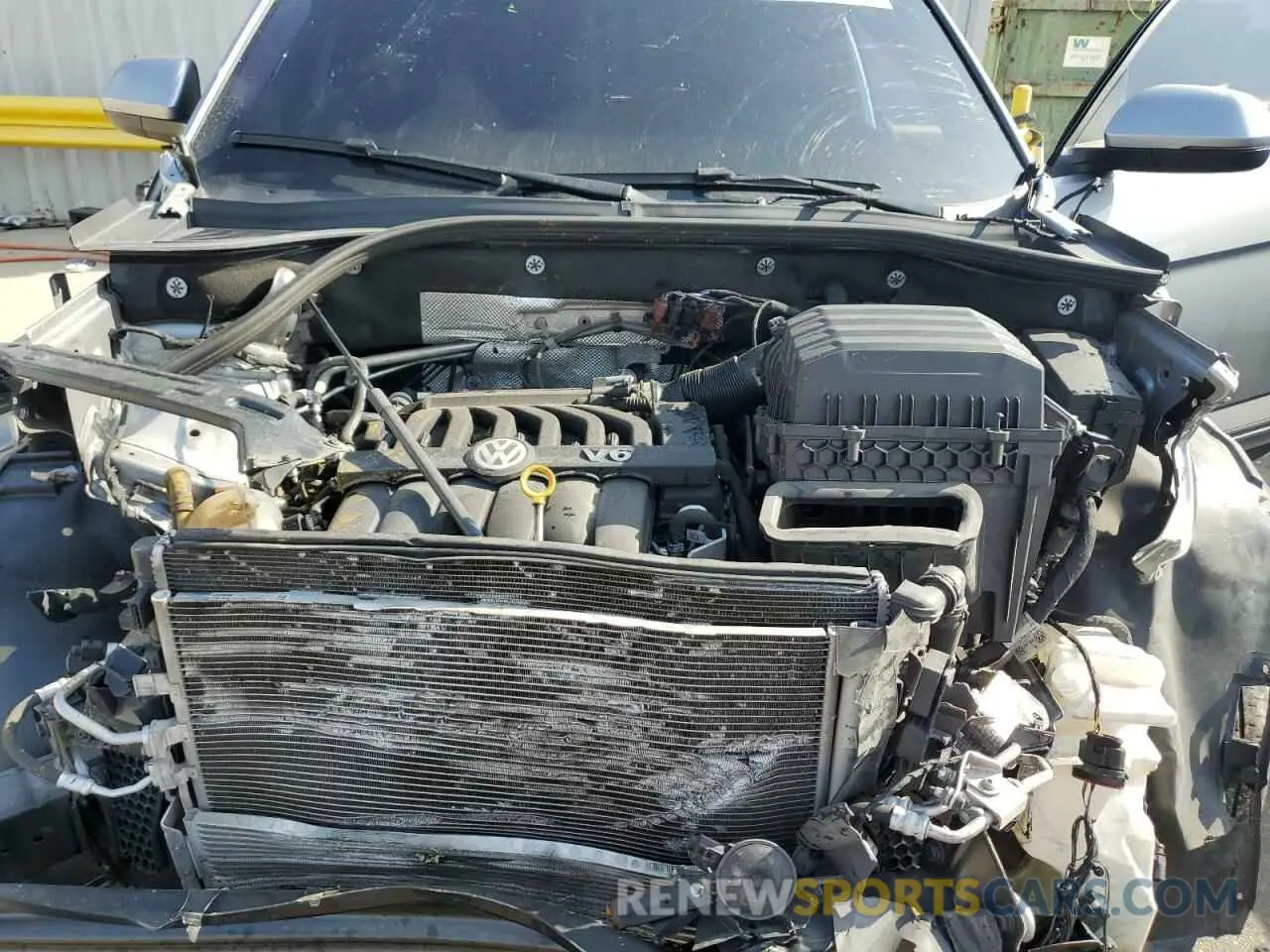 12 fotografías del automóvil dañado 1V2KE2CA1MC235164 VOLKSWAGEN ATLAS 2021