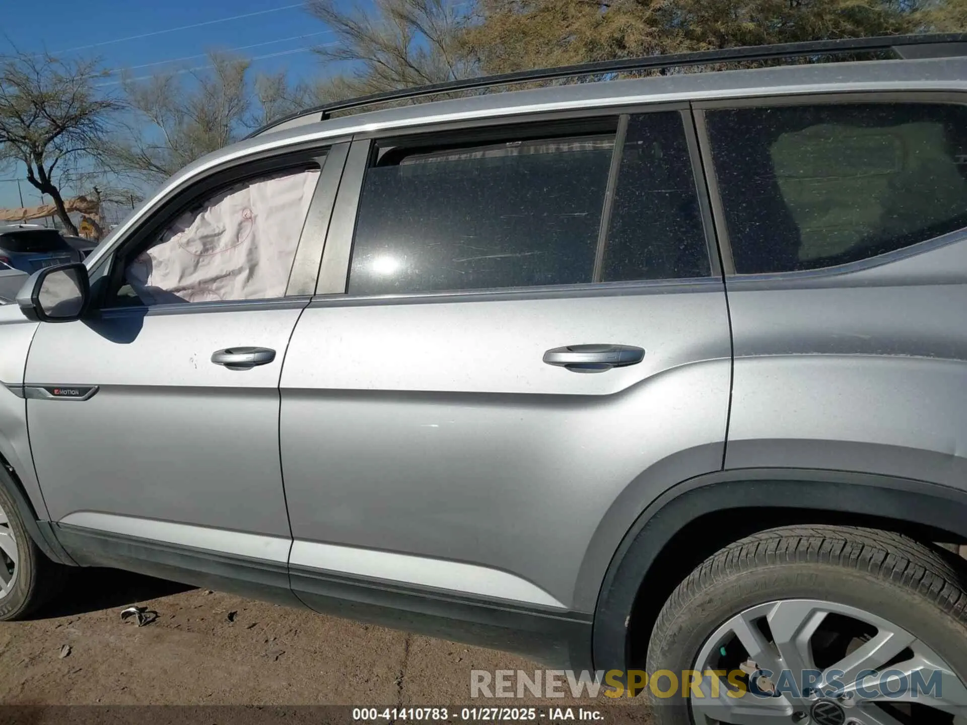 14 fotografías del automóvil dañado 1V2KR2CA1MC575936 VOLKSWAGEN ATLAS 2021