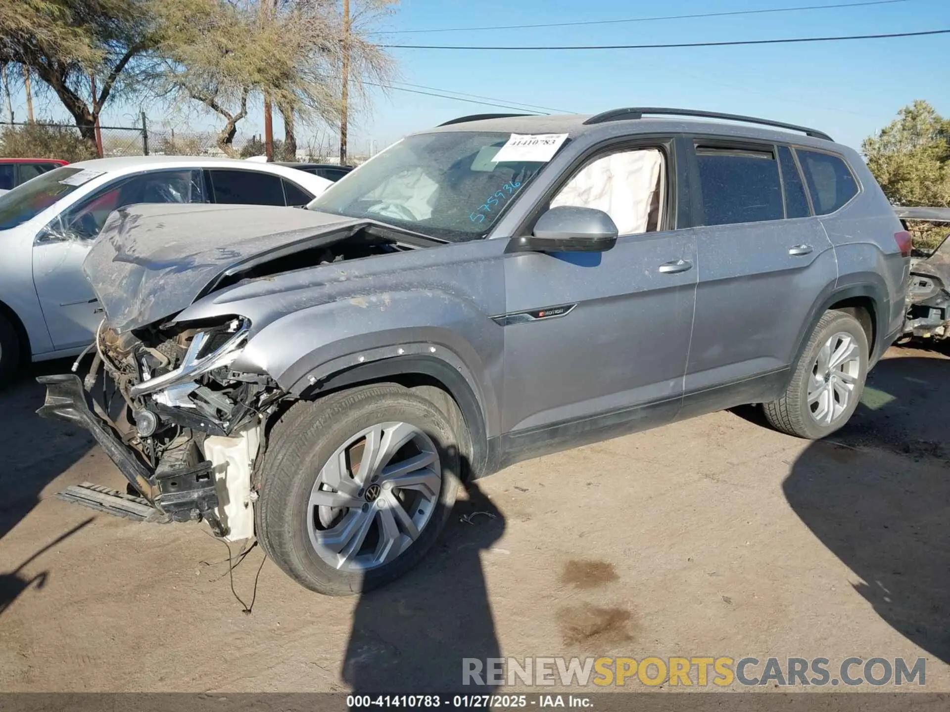 2 fotografías del automóvil dañado 1V2KR2CA1MC575936 VOLKSWAGEN ATLAS 2021