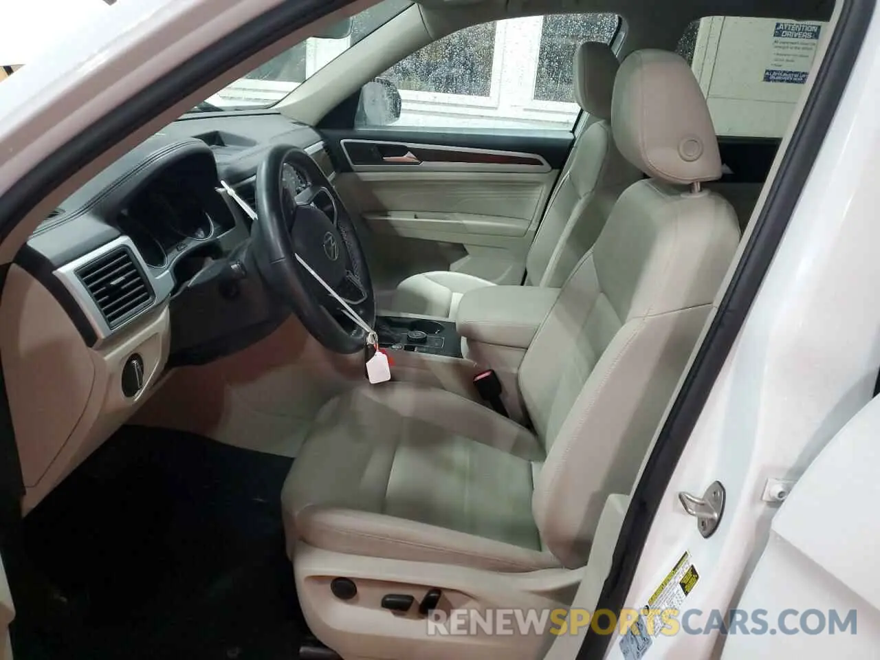 7 fotografías del automóvil dañado 1V2KR2CA2MC546509 VOLKSWAGEN ATLAS 2021
