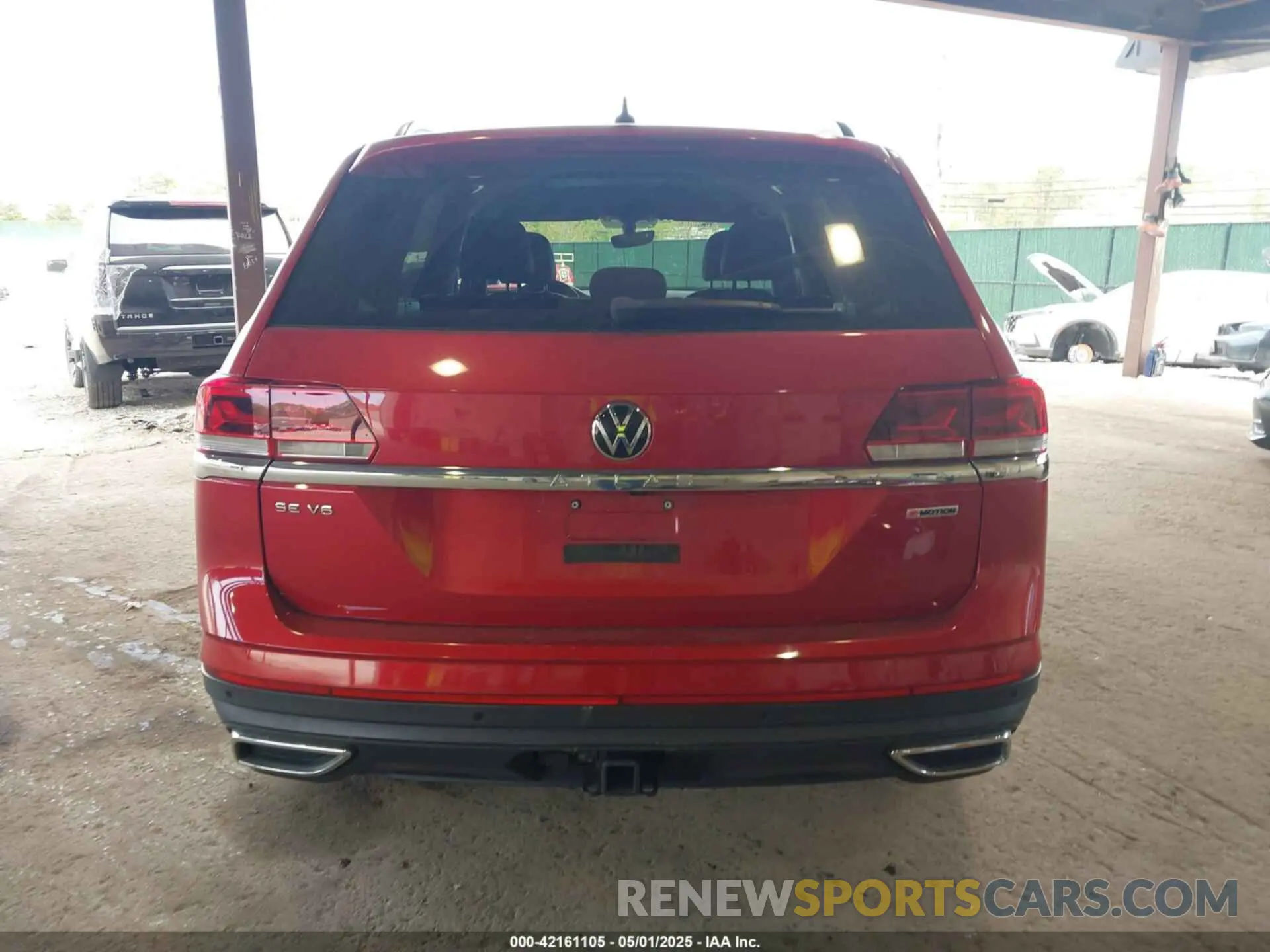 17 fotografías del automóvil dañado 1V2KR2CA3MC559155 VOLKSWAGEN ATLAS 2021