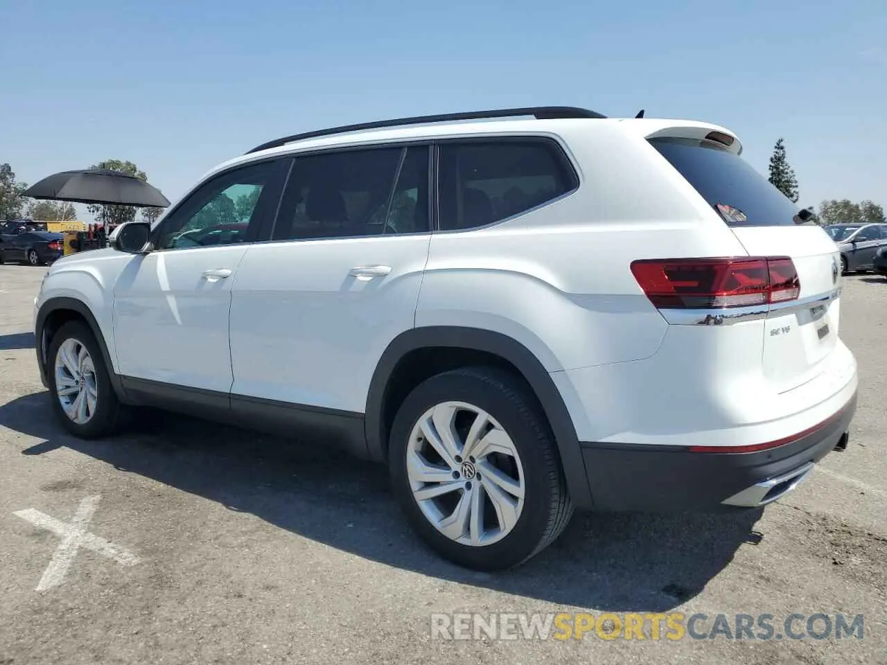 2 fotografías del automóvil dañado 1V2KR2CA8MC557367 VOLKSWAGEN ATLAS 2021