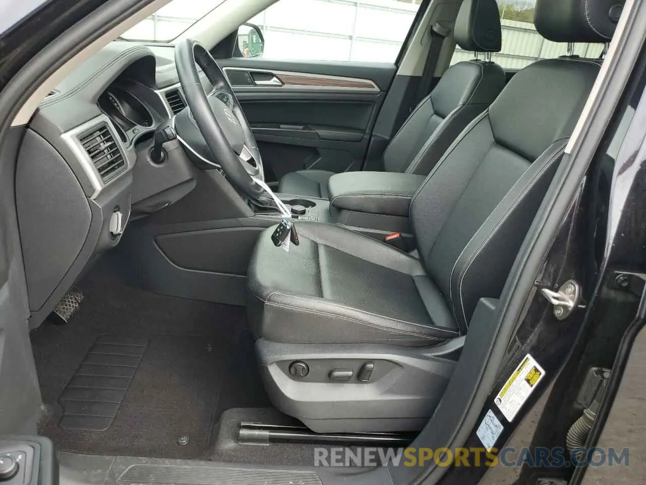 7 fotografías del automóvil dañado 1V2KR2CAXMC505321 VOLKSWAGEN ATLAS 2021