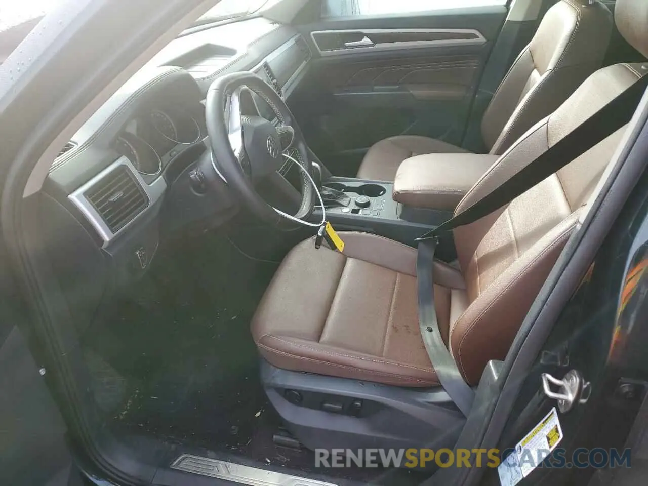 7 fotografías del automóvil dañado 1V2KR2CAXMC582352 VOLKSWAGEN ATLAS 2021
