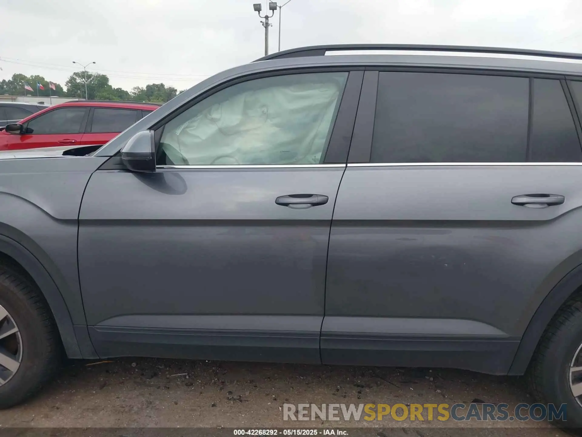 14 fotografías del automóvil dañado 1V2LP2CA3MC589136 VOLKSWAGEN ATLAS 2021