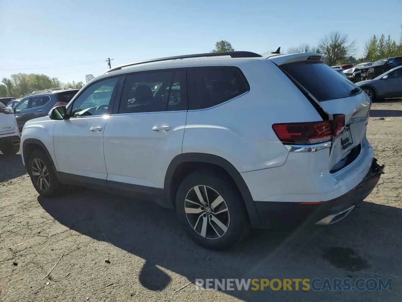 2 fotografías del automóvil dañado 1V2LP2CA5MC521520 VOLKSWAGEN ATLAS 2021