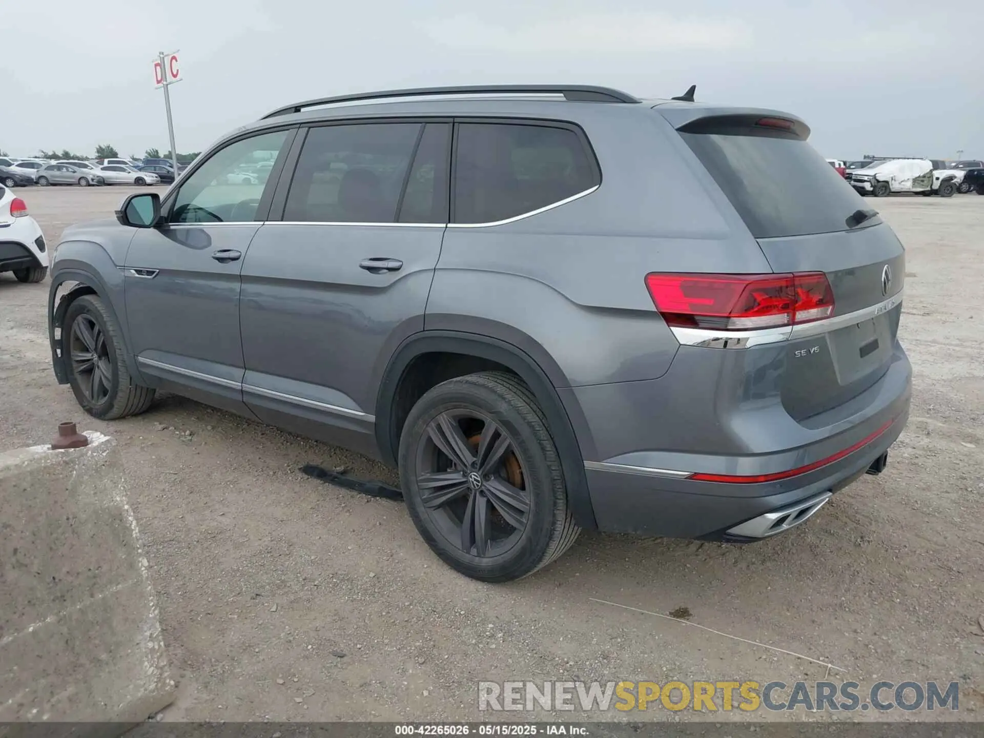 3 fotografías del automóvil dañado 1V2NR2CA4MC529207 VOLKSWAGEN ATLAS 2021