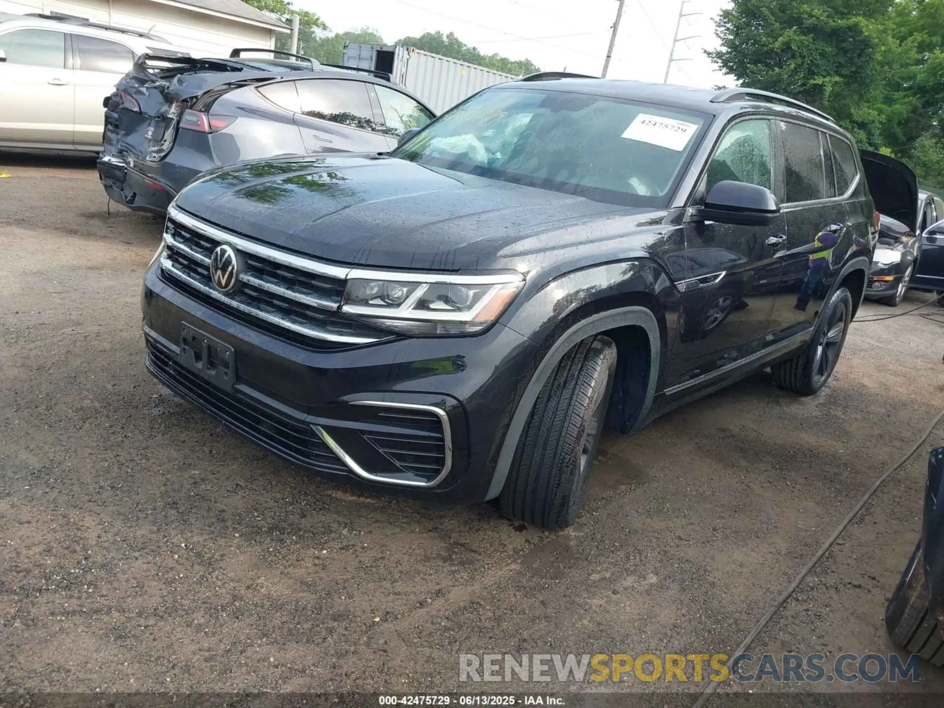 2 fotografías del automóvil dañado 1V2NR2CA7MC535342 VOLKSWAGEN ATLAS 2021
