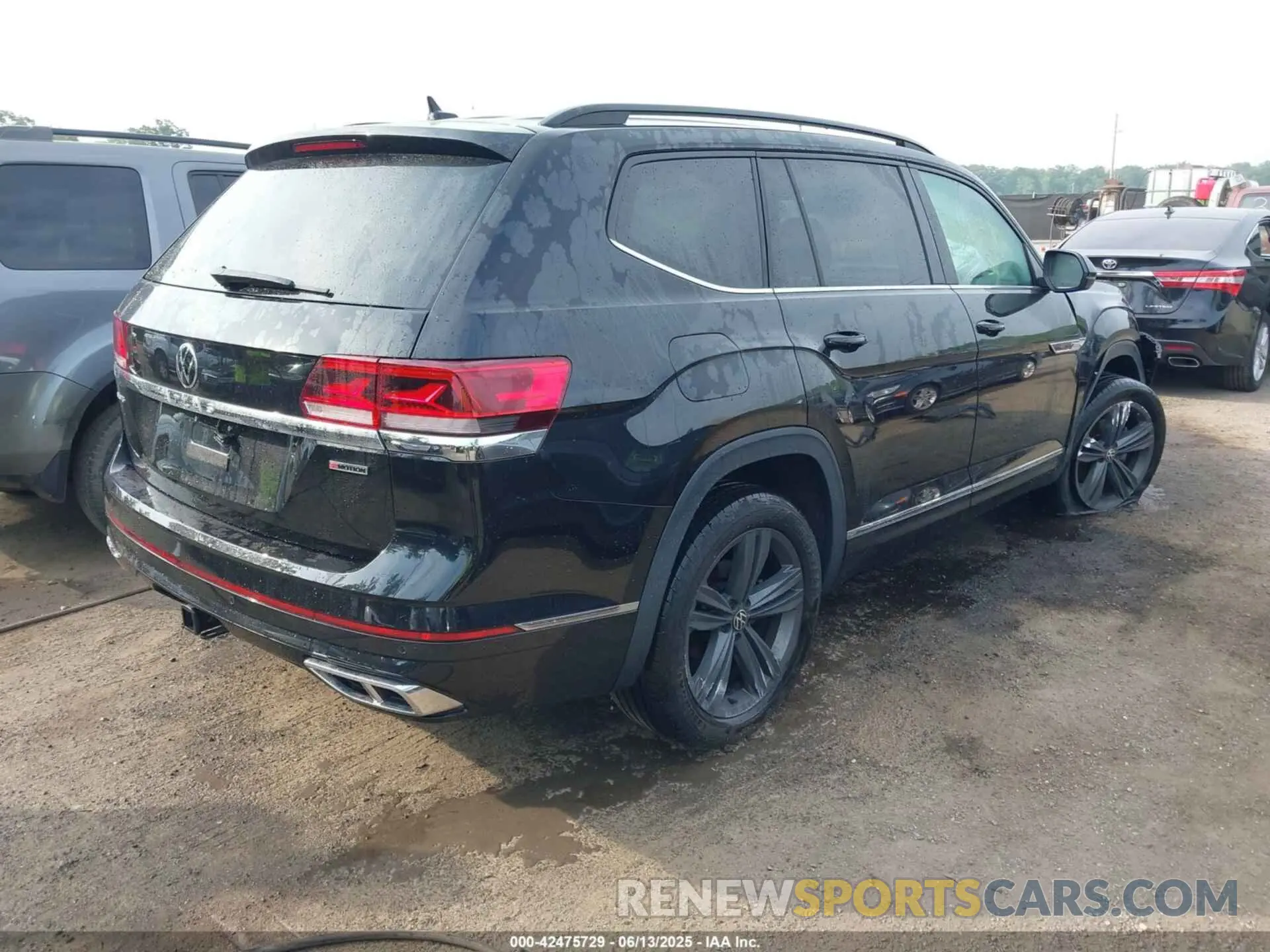 4 fotografías del automóvil dañado 1V2NR2CA7MC535342 VOLKSWAGEN ATLAS 2021