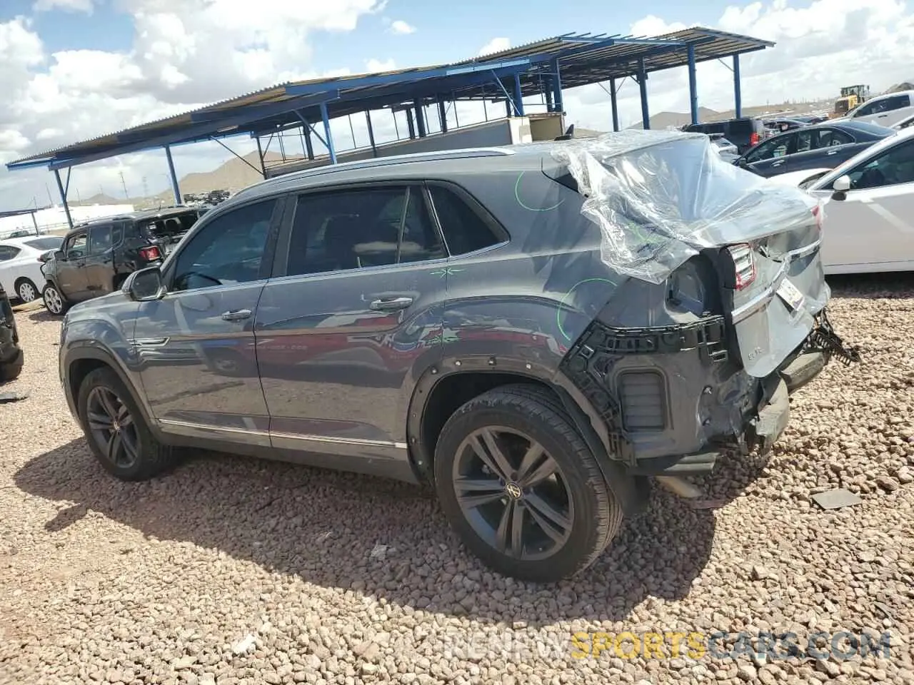 2 fotografías del automóvil dañado 1V2PE2CA5MC212105 VOLKSWAGEN ATLAS 2021