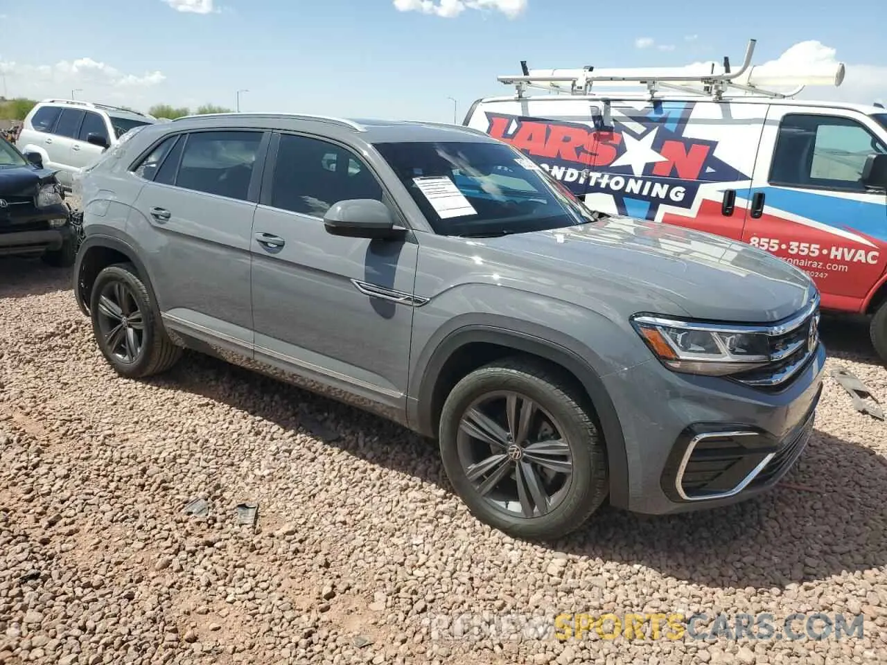 4 fotografías del automóvil dañado 1V2PE2CA5MC212105 VOLKSWAGEN ATLAS 2021