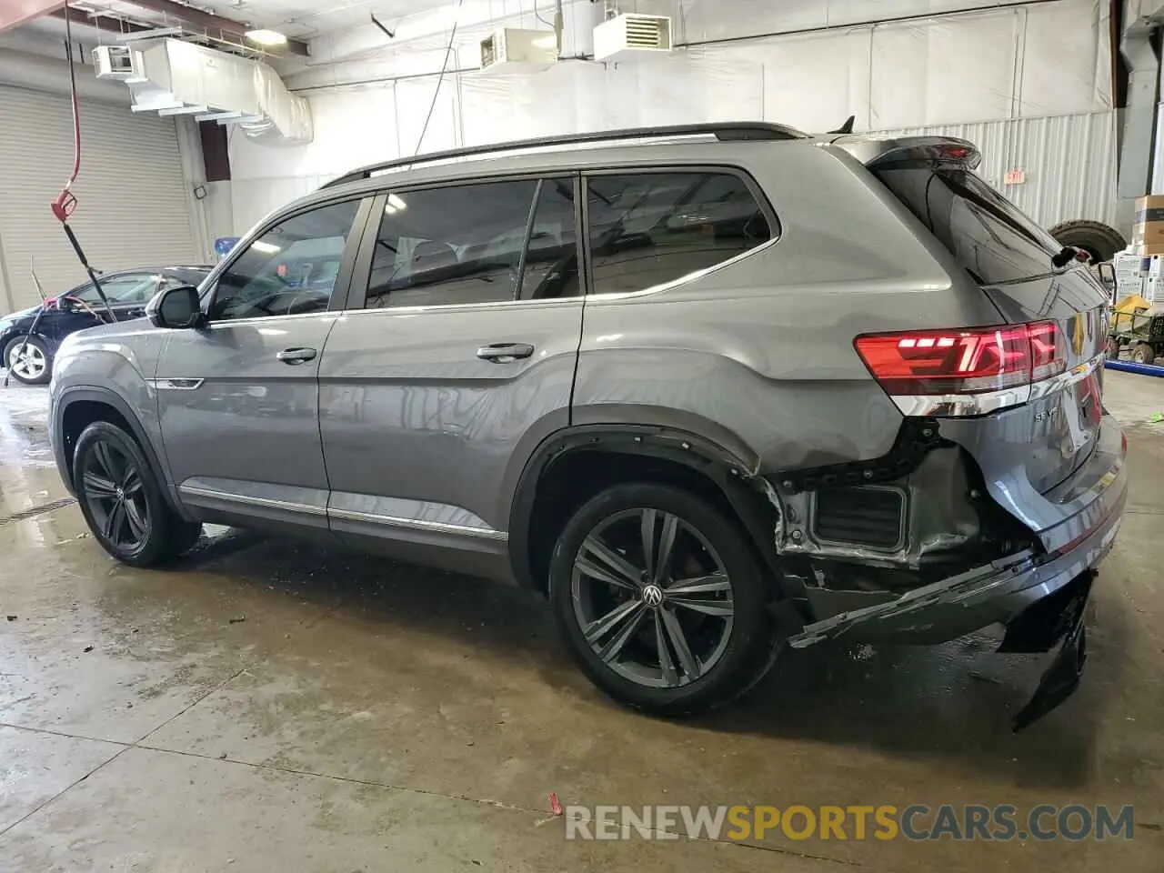 2 fotografías del automóvil dañado 1V2RR2CA1MC533071 VOLKSWAGEN ATLAS 2021
