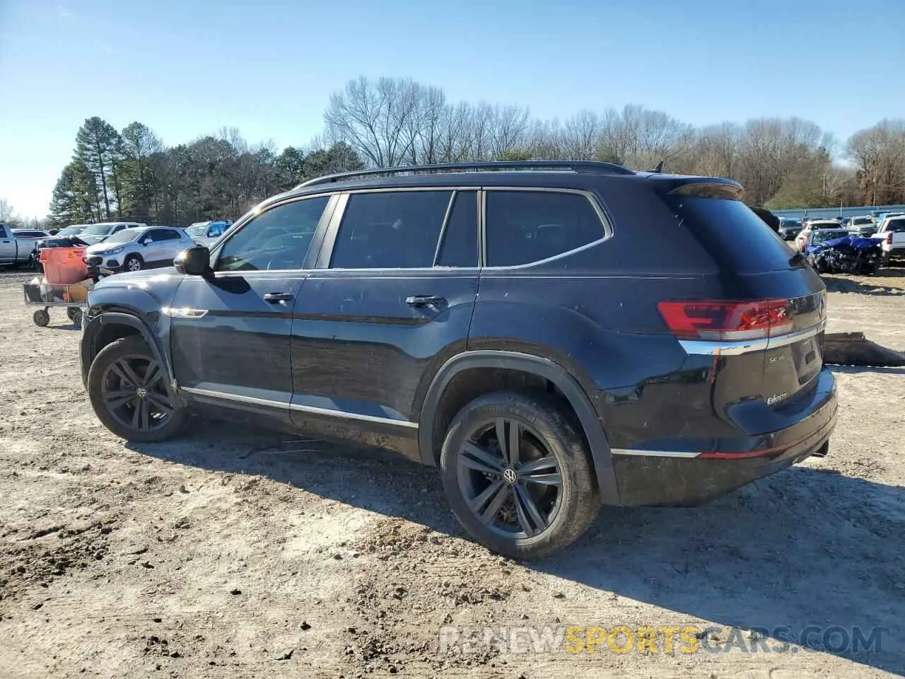 2 fotografías del automóvil dañado 1V2RR2CA1MC575613 VOLKSWAGEN ATLAS 2021
