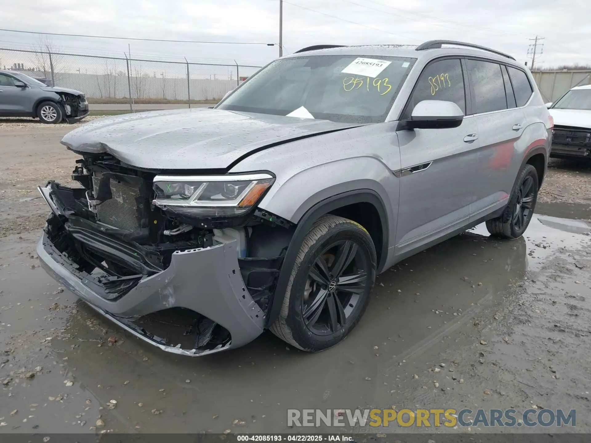 2 fotografías del automóvil dañado 1V2RR2CA8MC534539 VOLKSWAGEN ATLAS 2021