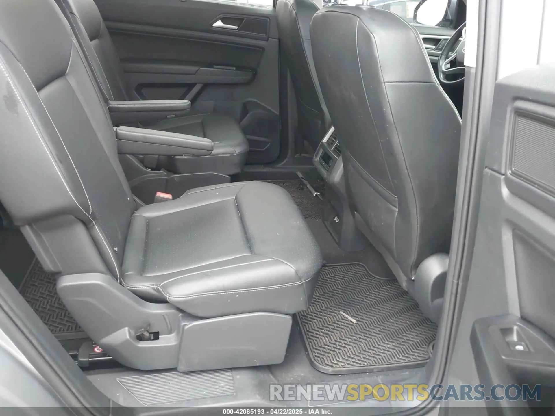 8 fotografías del automóvil dañado 1V2RR2CA8MC534539 VOLKSWAGEN ATLAS 2021