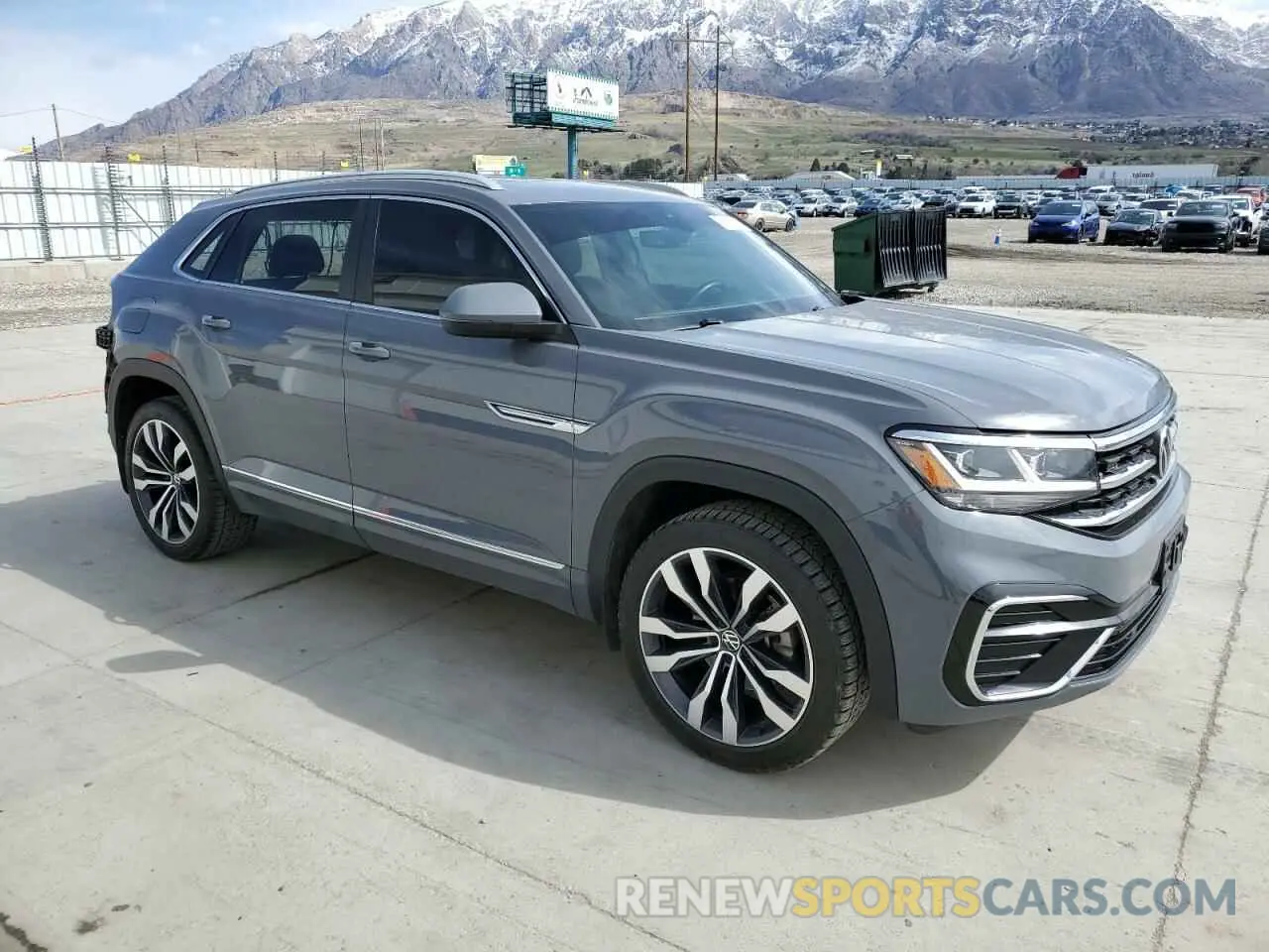4 fotografías del automóvil dañado 1V2SE2CA8MC219429 VOLKSWAGEN ATLAS 2021