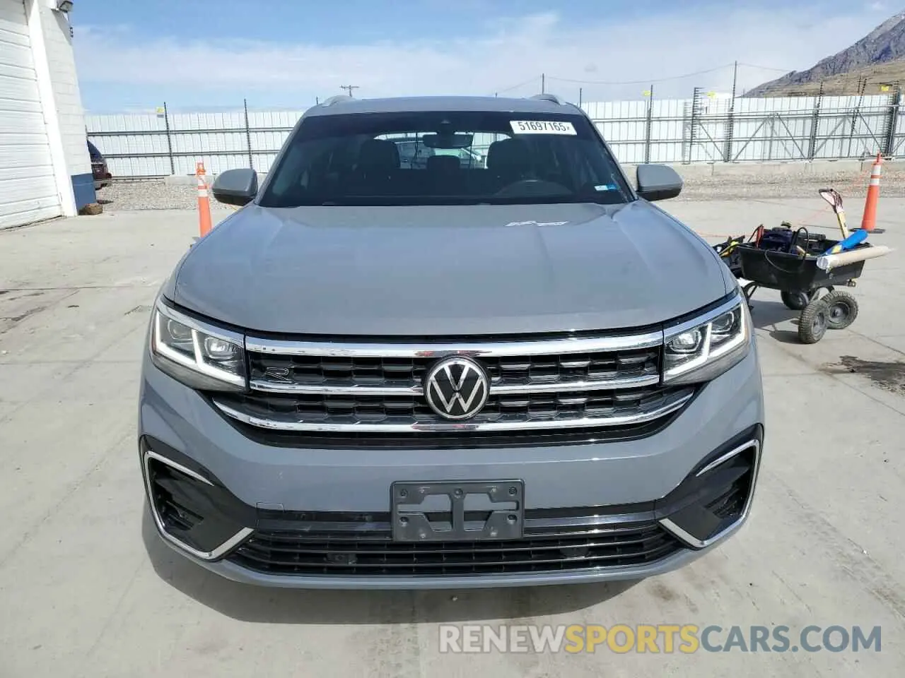 5 fotografías del automóvil dañado 1V2SE2CA8MC219429 VOLKSWAGEN ATLAS 2021