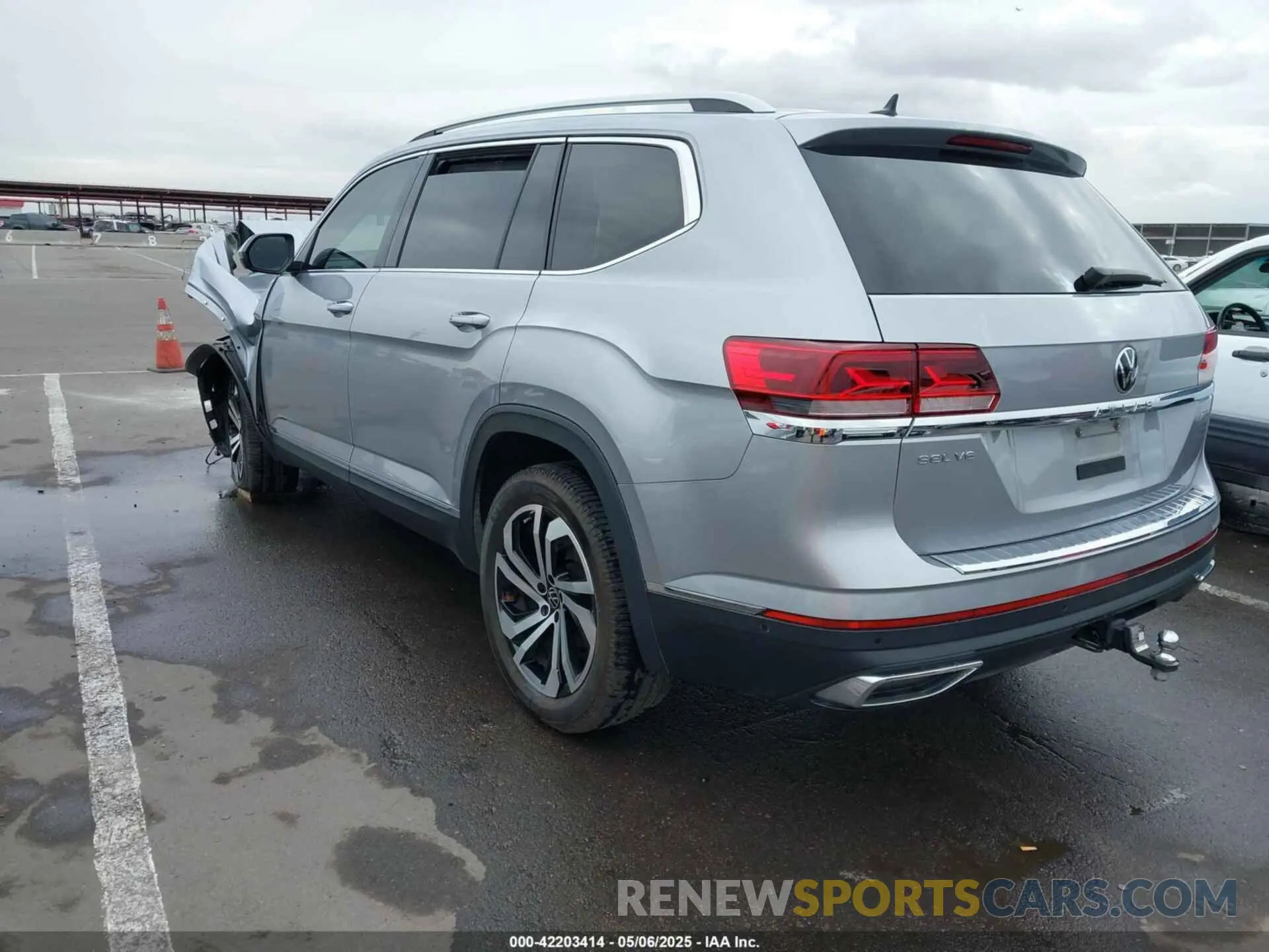 3 fotografías del automóvil dañado 1V2TR2CA1MC538745 VOLKSWAGEN ATLAS 2021