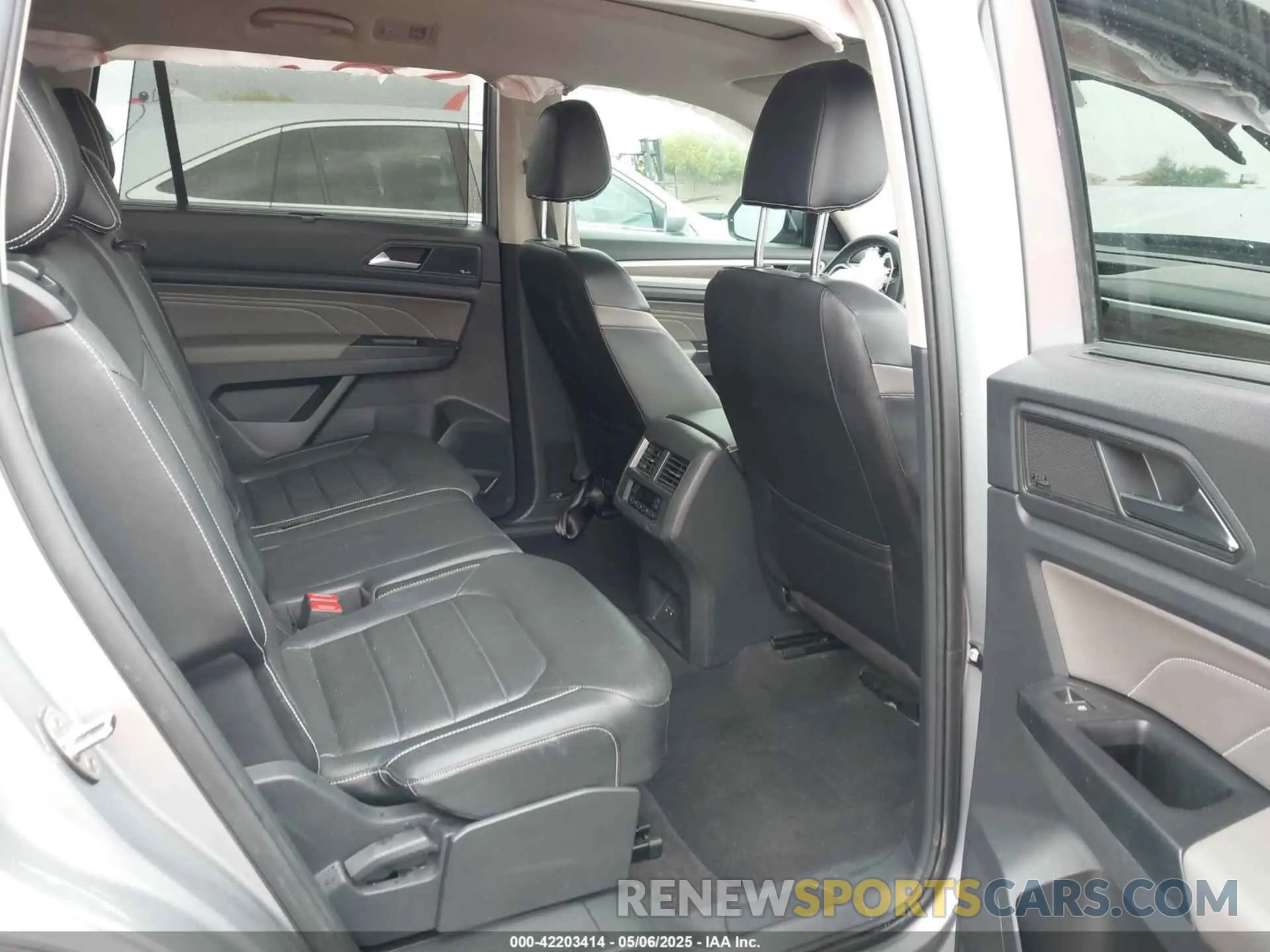 8 fotografías del automóvil dañado 1V2TR2CA1MC538745 VOLKSWAGEN ATLAS 2021