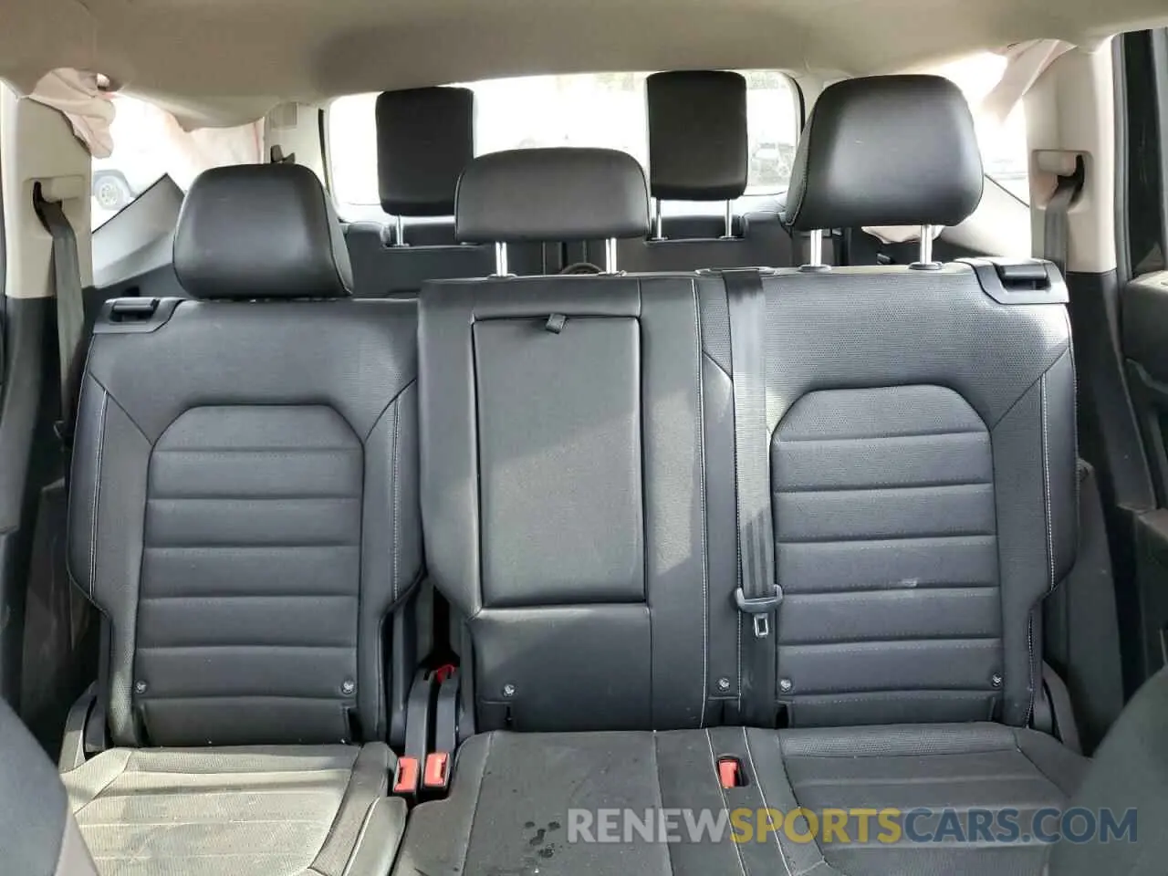 10 fotografías del automóvil dañado 1V2TR2CA9MC502544 VOLKSWAGEN ATLAS 2021