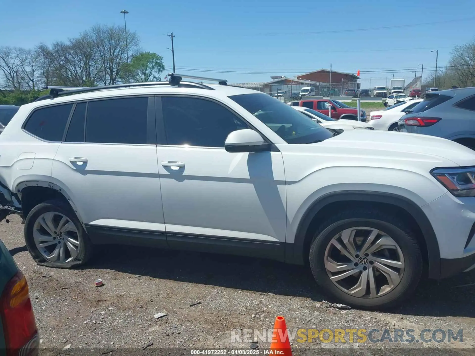 13 fotografías del automóvil dañado 1V2WP2CA6MC527078 VOLKSWAGEN ATLAS 2021