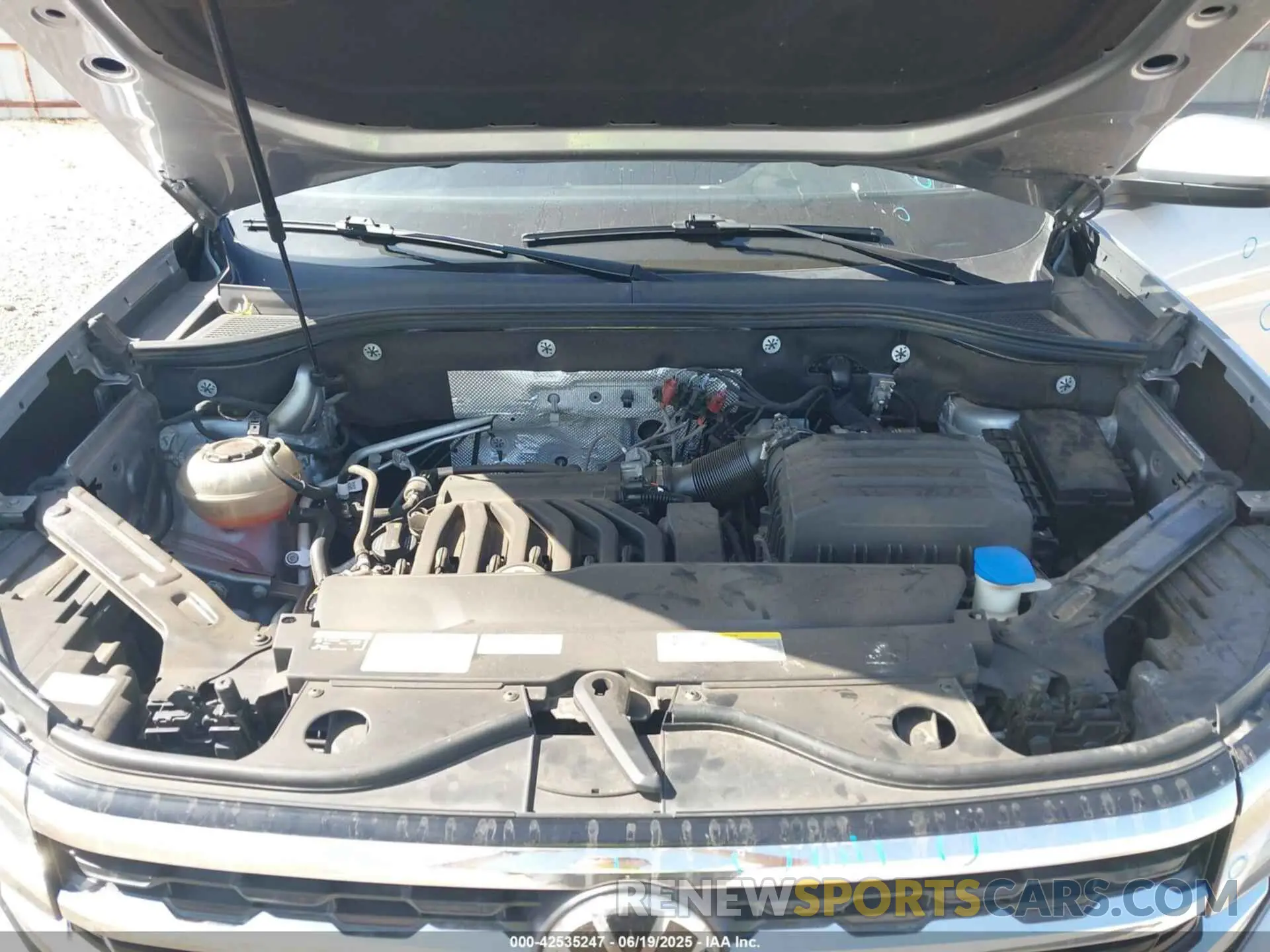 10 fotografías del automóvil dañado 1V2WR2CA0MC587903 VOLKSWAGEN ATLAS 2021