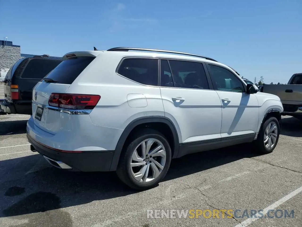 3 fotografías del automóvil dañado 1V2WR2CA1MC559866 VOLKSWAGEN ATLAS 2021