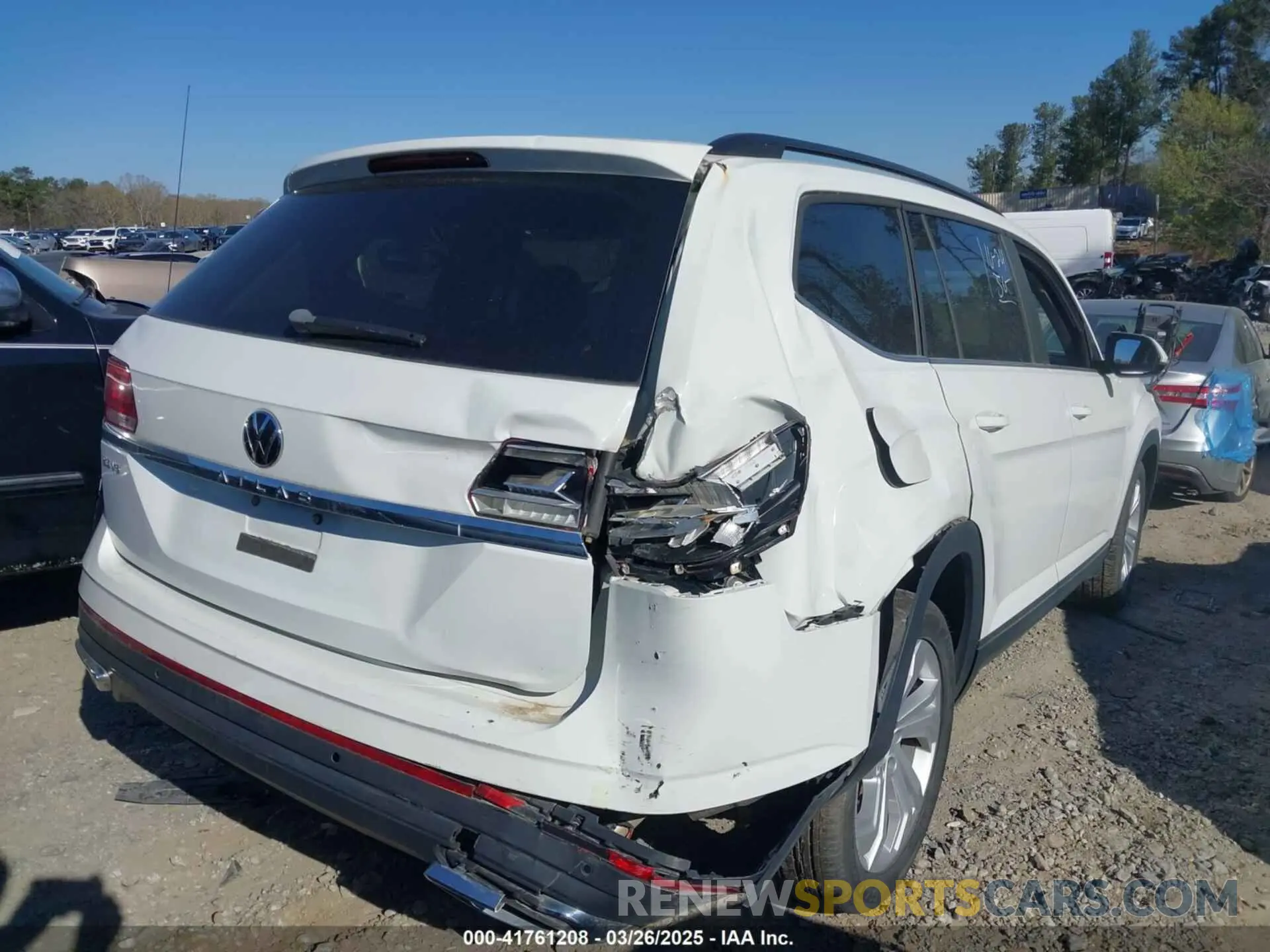 4 fotografías del automóvil dañado 1V2WR2CA3MC585840 VOLKSWAGEN ATLAS 2021