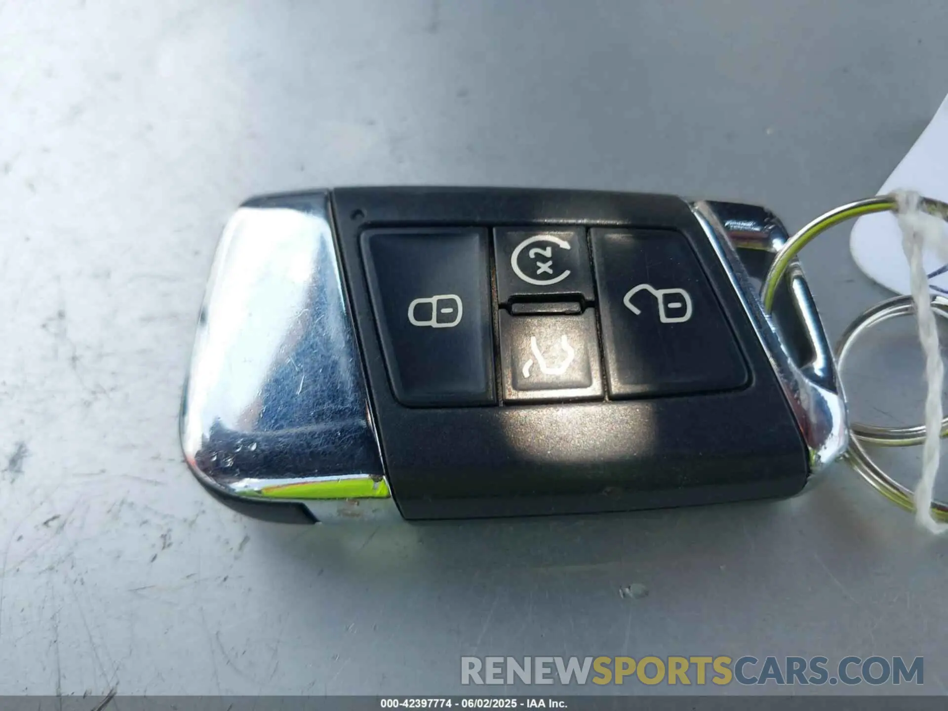 11 fotografías del automóvil dañado 1V2WR2CA5MC569901 VOLKSWAGEN ATLAS 2021