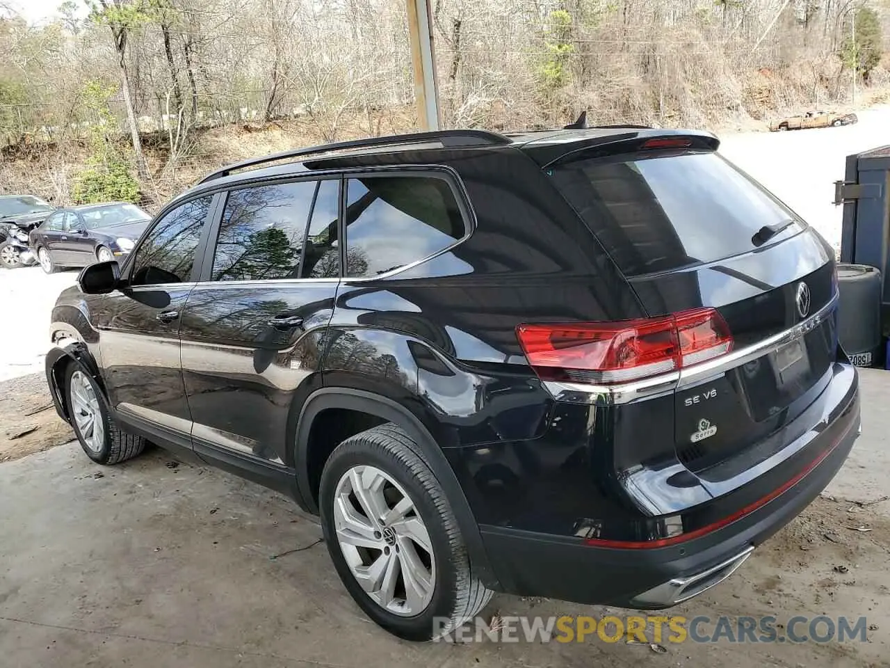 2 fotografías del automóvil dañado 1V2WR2CA6MC589767 VOLKSWAGEN ATLAS 2021
