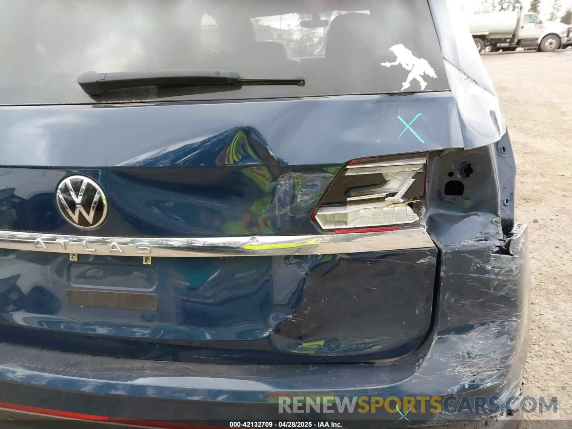 17 fotografías del automóvil dañado 1V2WR2CA7MC568779 VOLKSWAGEN ATLAS 2021