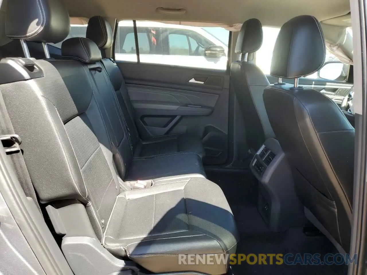 11 fotografías del automóvil dañado 1V2WR2CA8MC578236 VOLKSWAGEN ATLAS 2021