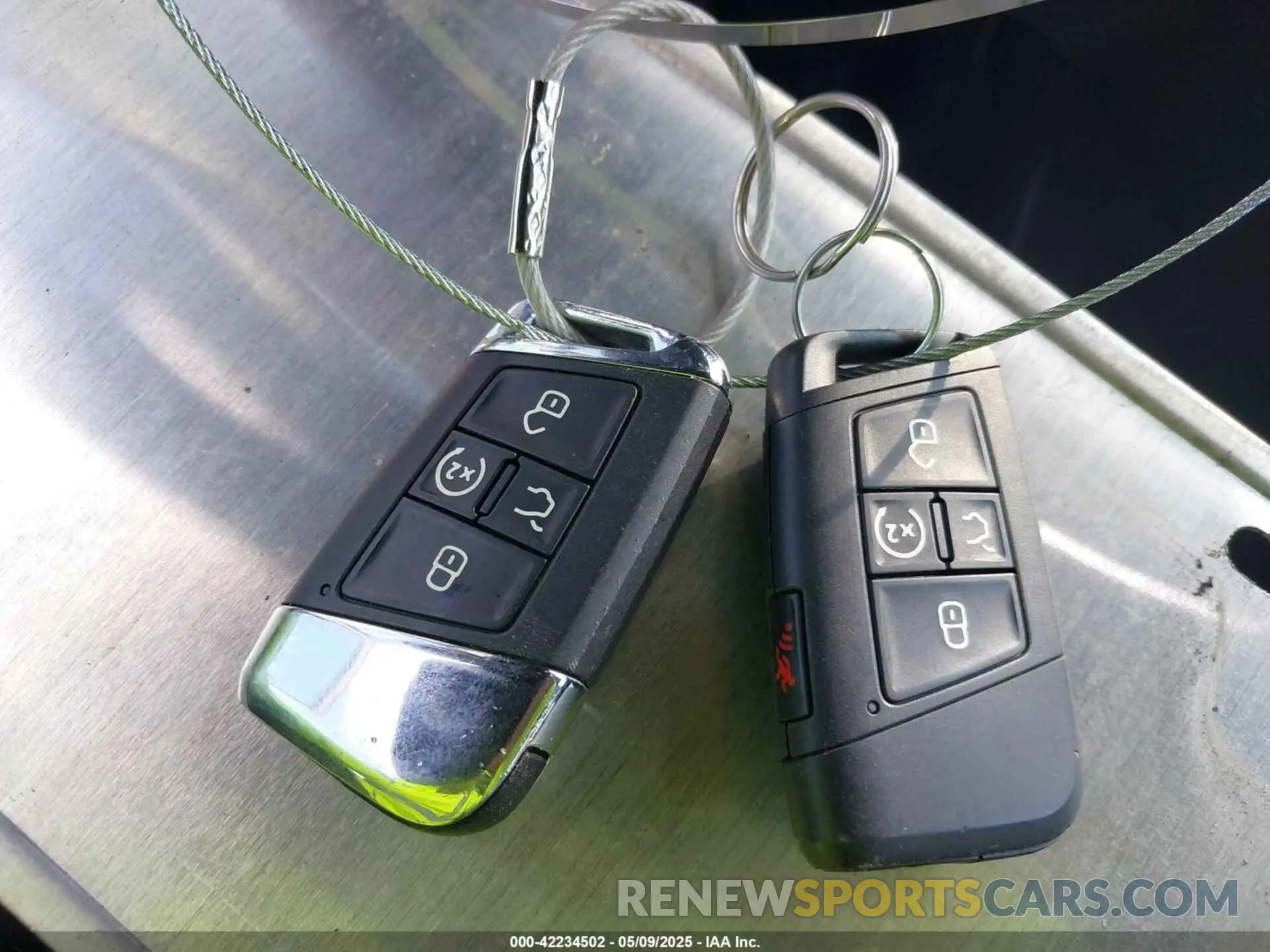 11 fotografías del automóvil dañado 1V2WR2CA9MC585700 VOLKSWAGEN ATLAS 2021