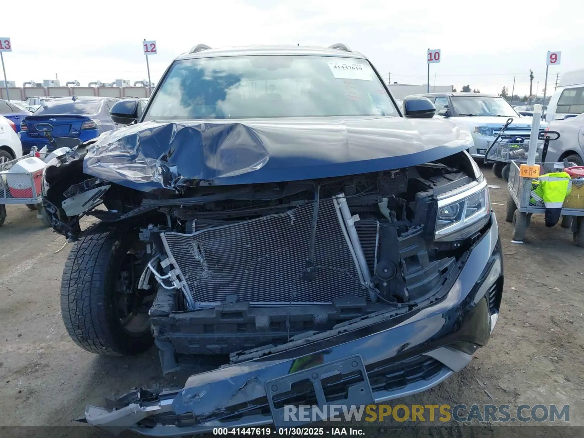 12 fotografías del automóvil dañado 1V2WR2CAXMC558294 VOLKSWAGEN ATLAS 2021