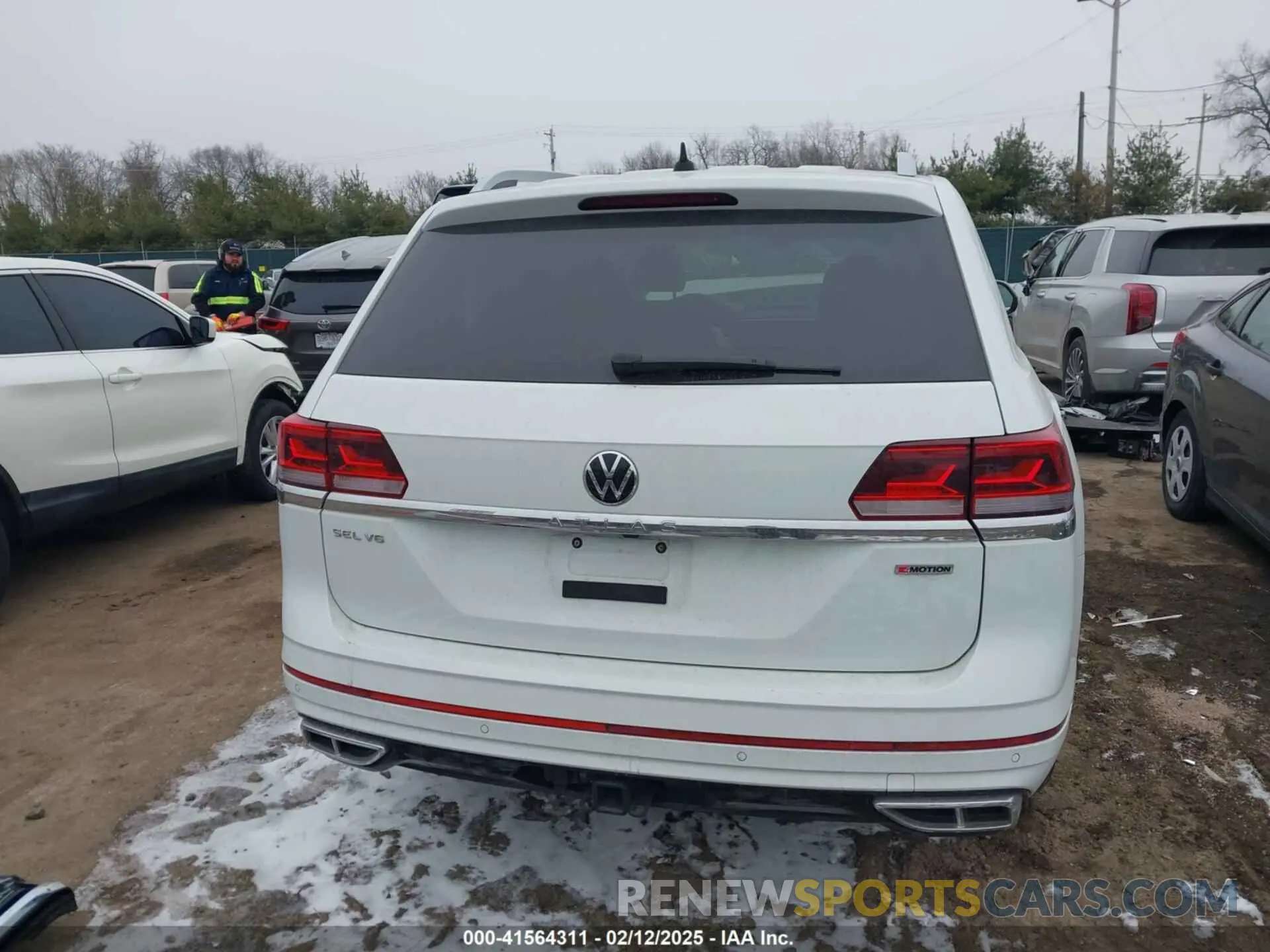 17 fotografías del automóvil dañado 1V2AR2CA0NC507334 VOLKSWAGEN ATLAS 2022