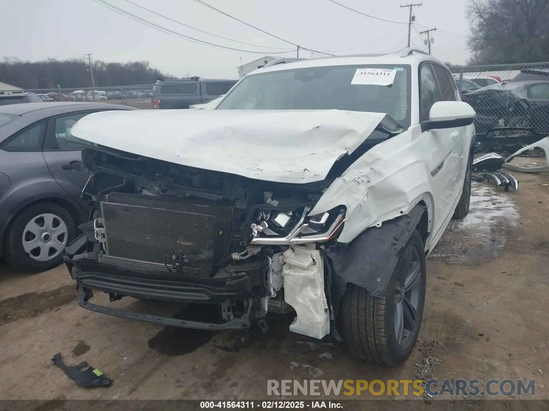 2 fotografías del automóvil dañado 1V2AR2CA0NC507334 VOLKSWAGEN ATLAS 2022