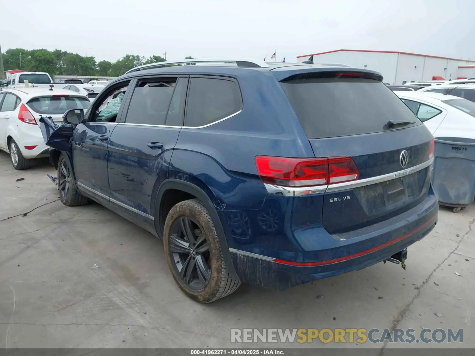 3 fotografías del automóvil dañado 1V2AR2CA6NC505619 VOLKSWAGEN ATLAS 2022