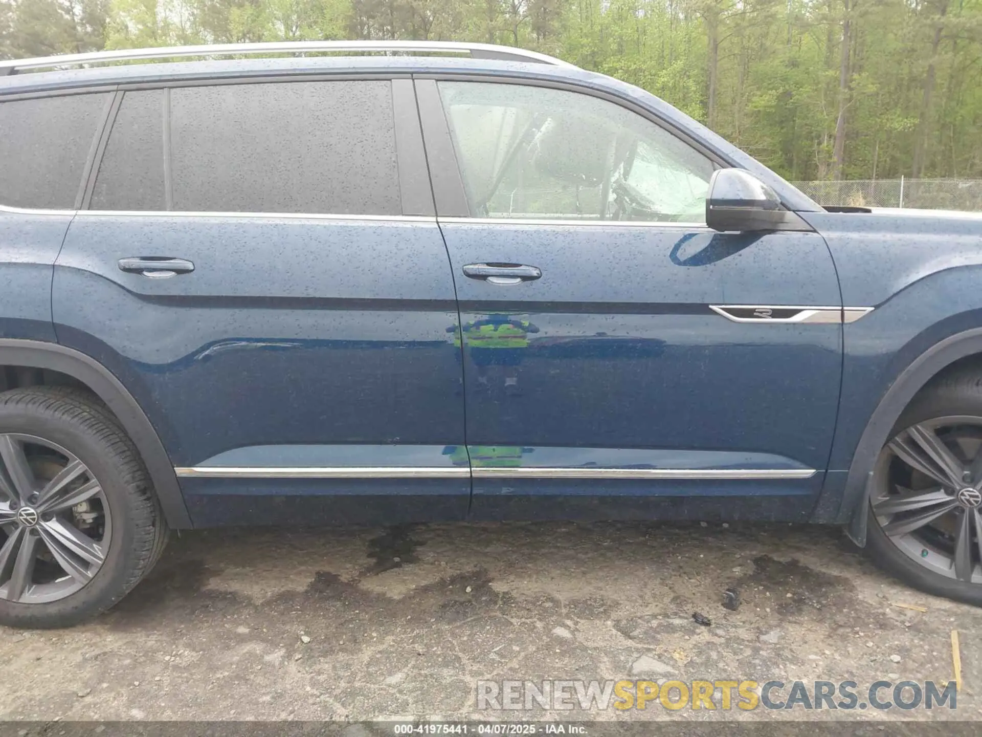 12 fotografías del automóvil dañado 1V2AR2CA9NC511382 VOLKSWAGEN ATLAS 2022