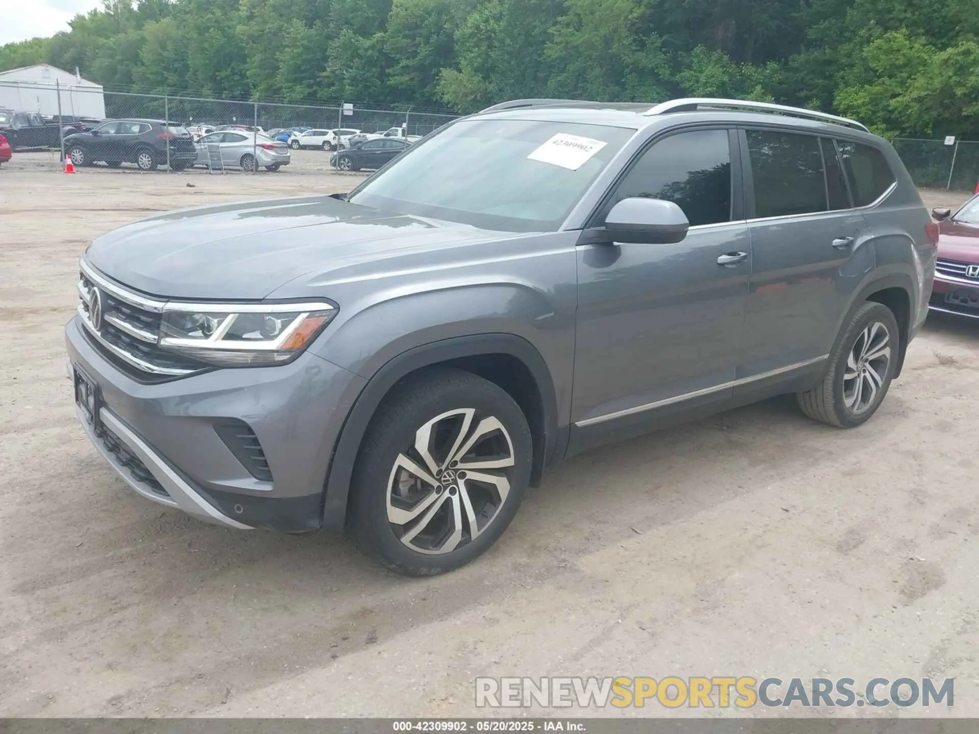 2 fotografías del automóvil dañado 1V2BP2CA2NC504428 VOLKSWAGEN ATLAS 2022