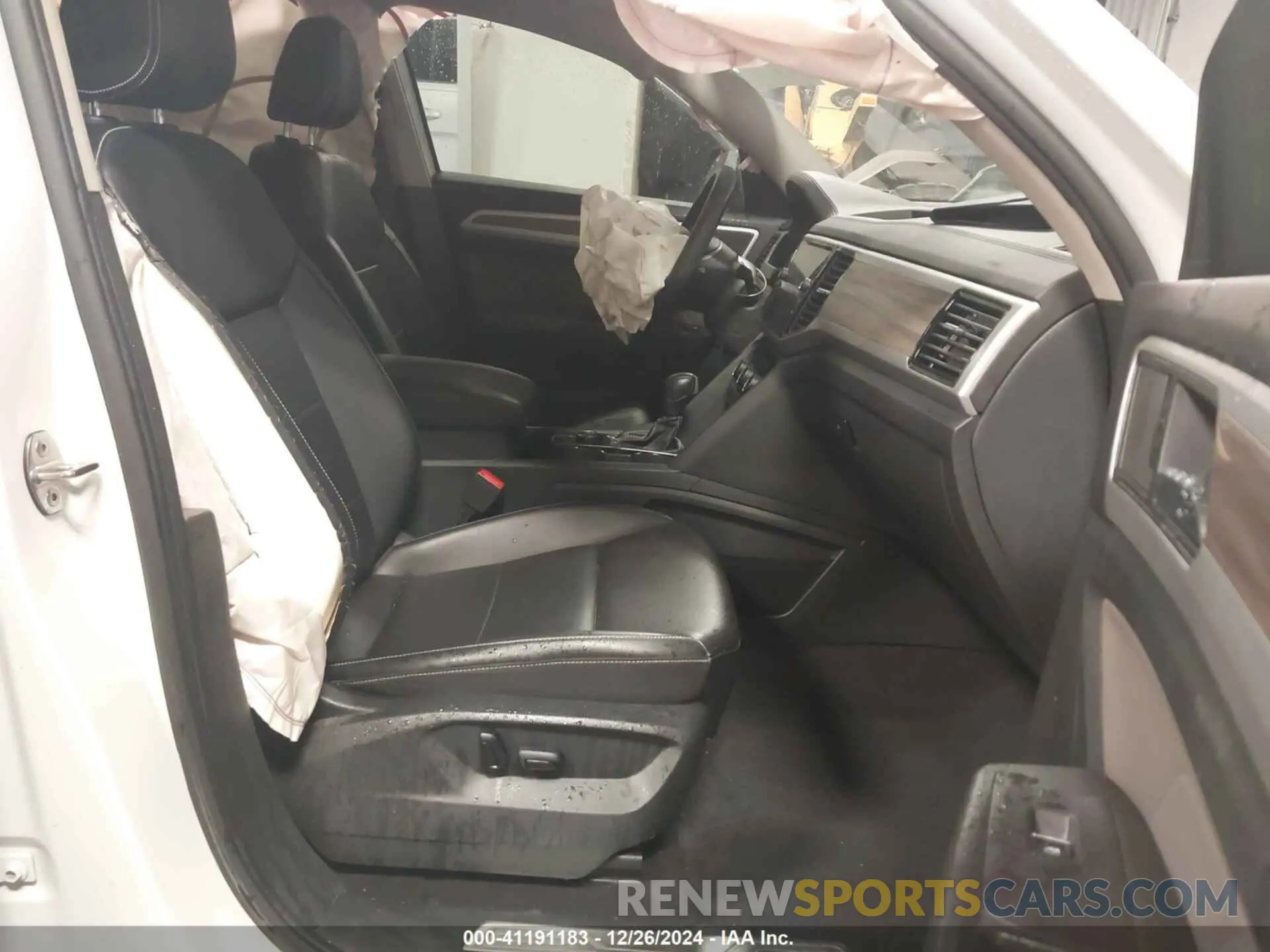 5 fotografías del automóvil dañado 1V2BP2CA8NC542889 VOLKSWAGEN ATLAS 2022