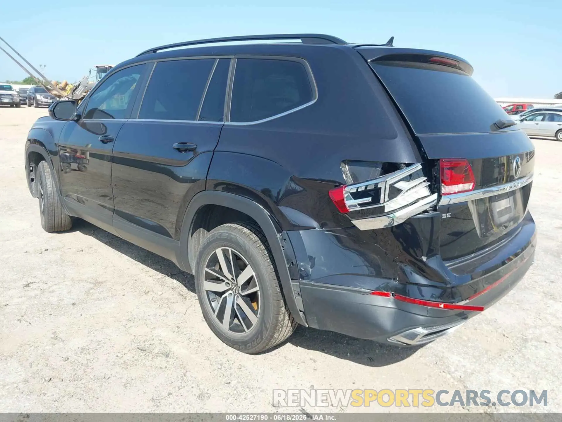 3 fotografías del automóvil dañado 1V2DP2CA7NC528880 VOLKSWAGEN ATLAS 2022