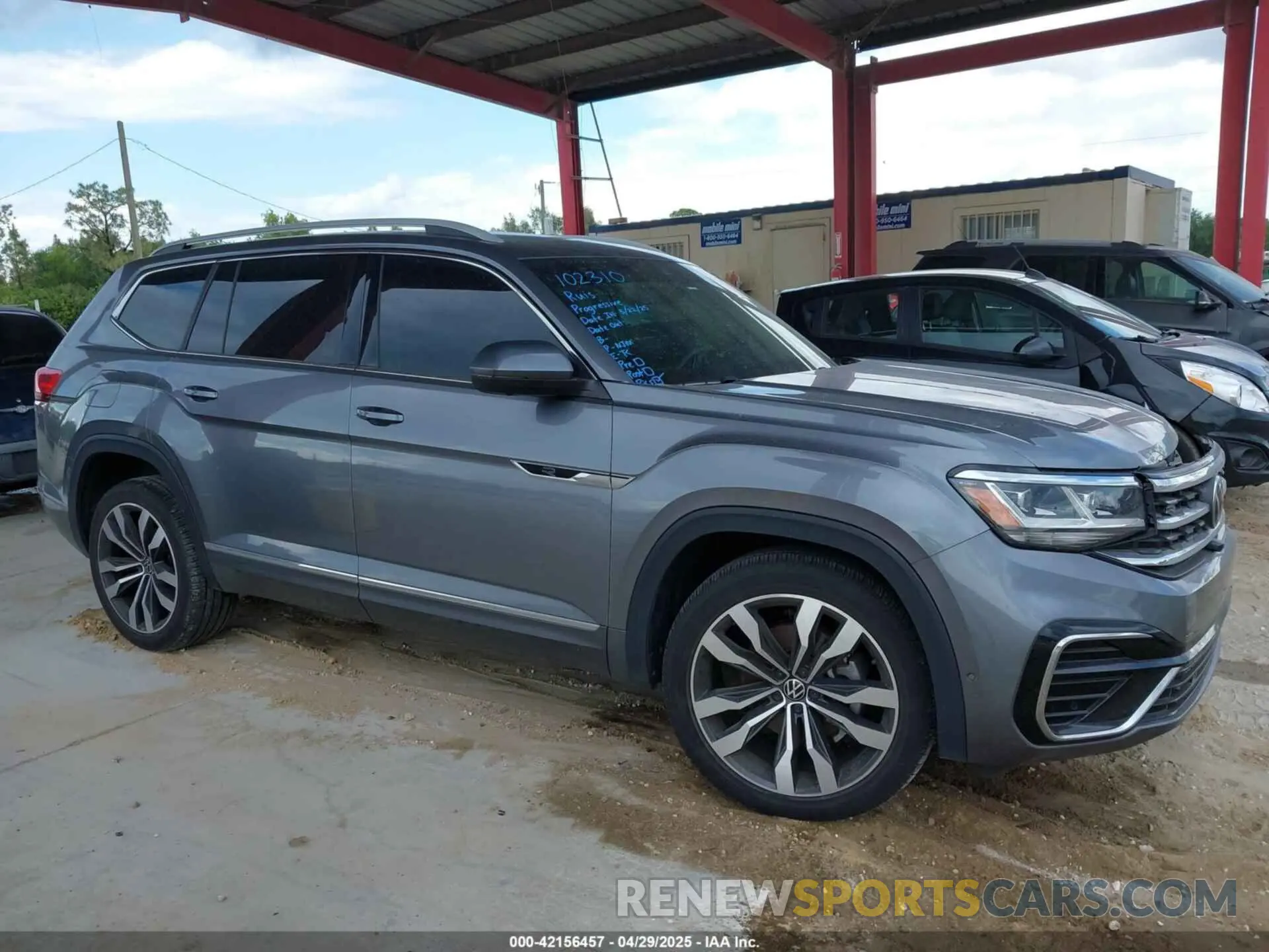 13 fotografías del automóvil dañado 1V2FR2CA0NC520056 VOLKSWAGEN ATLAS 2022